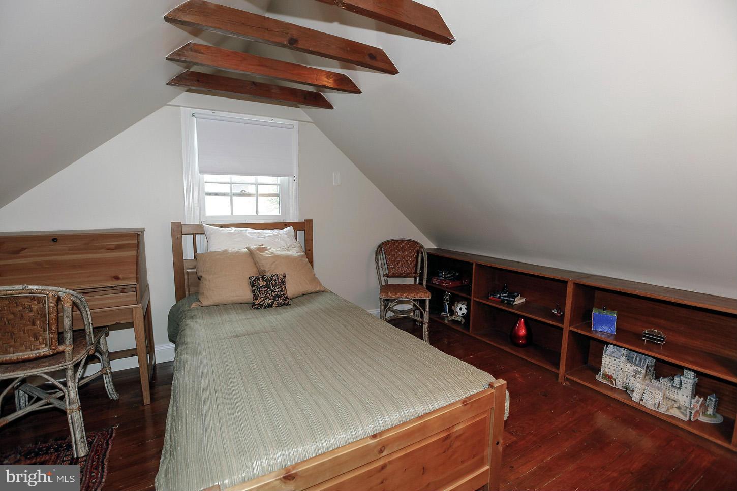 GLEN ECHO HEIGHTS - Residential Lease