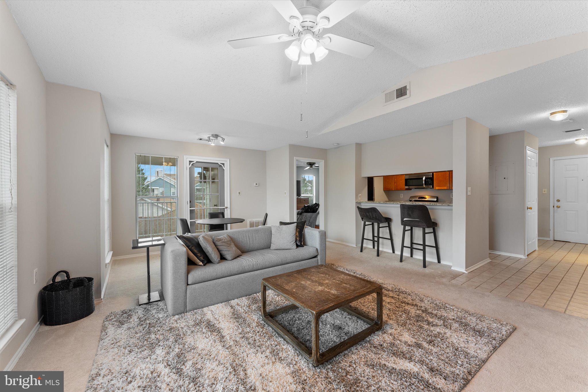 ASHBURN FARM - Residential Lease