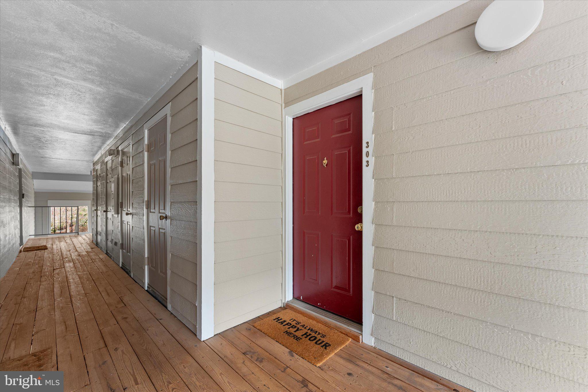 ASHBURN FARM - Residential Lease