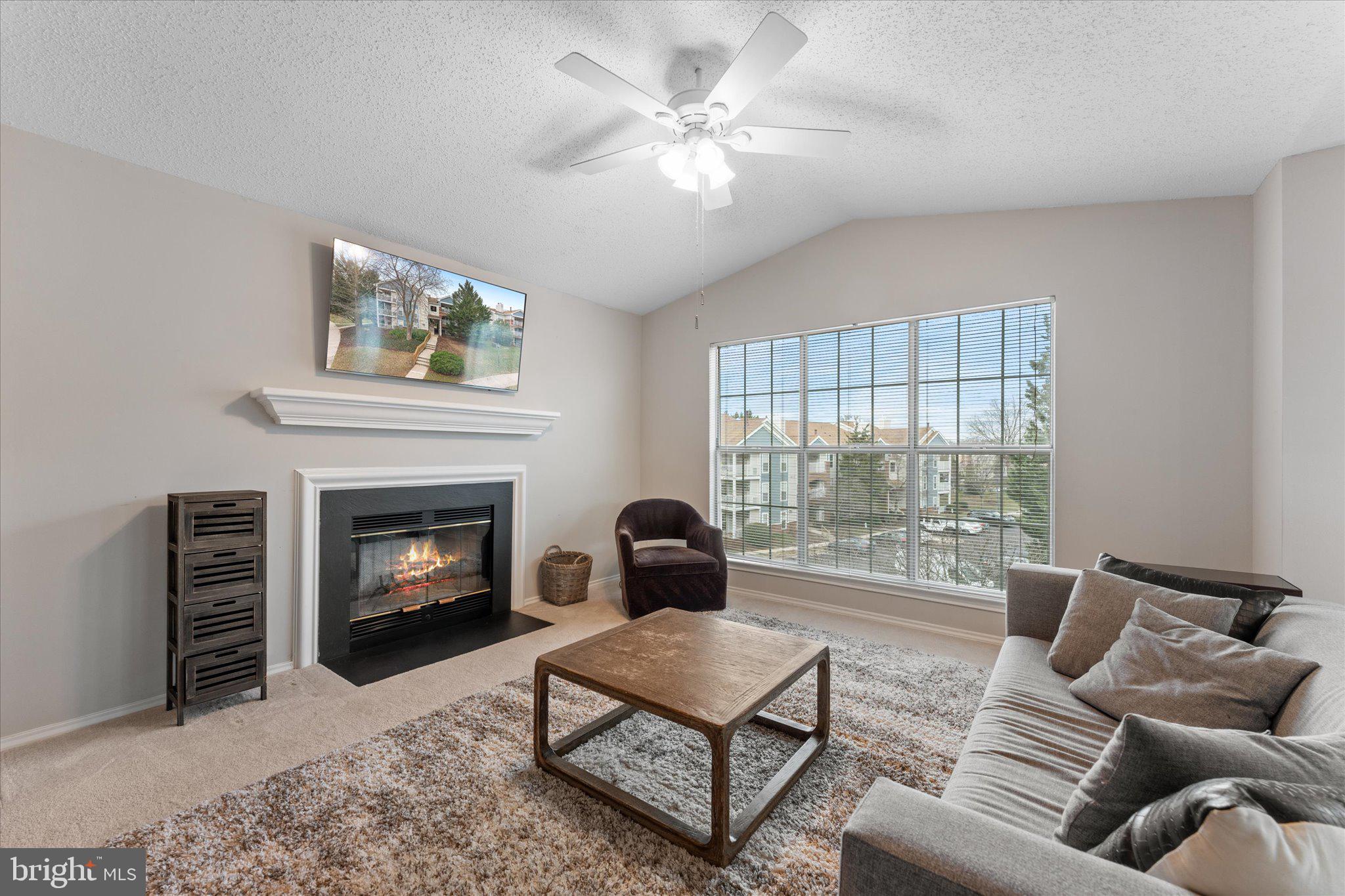 ASHBURN FARM - Residential Lease