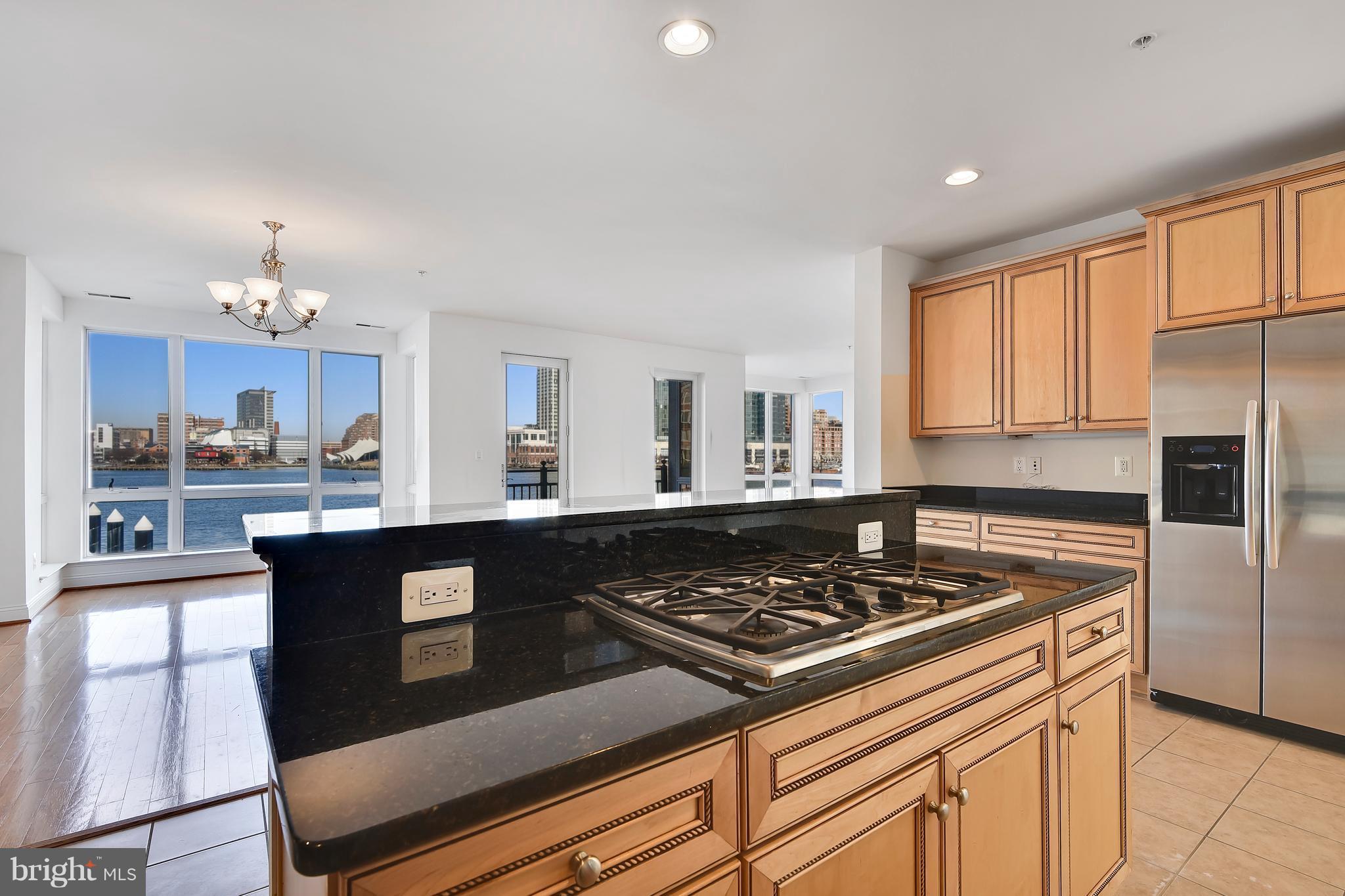 PIER HOMES AT HARBORVIEW - Residential