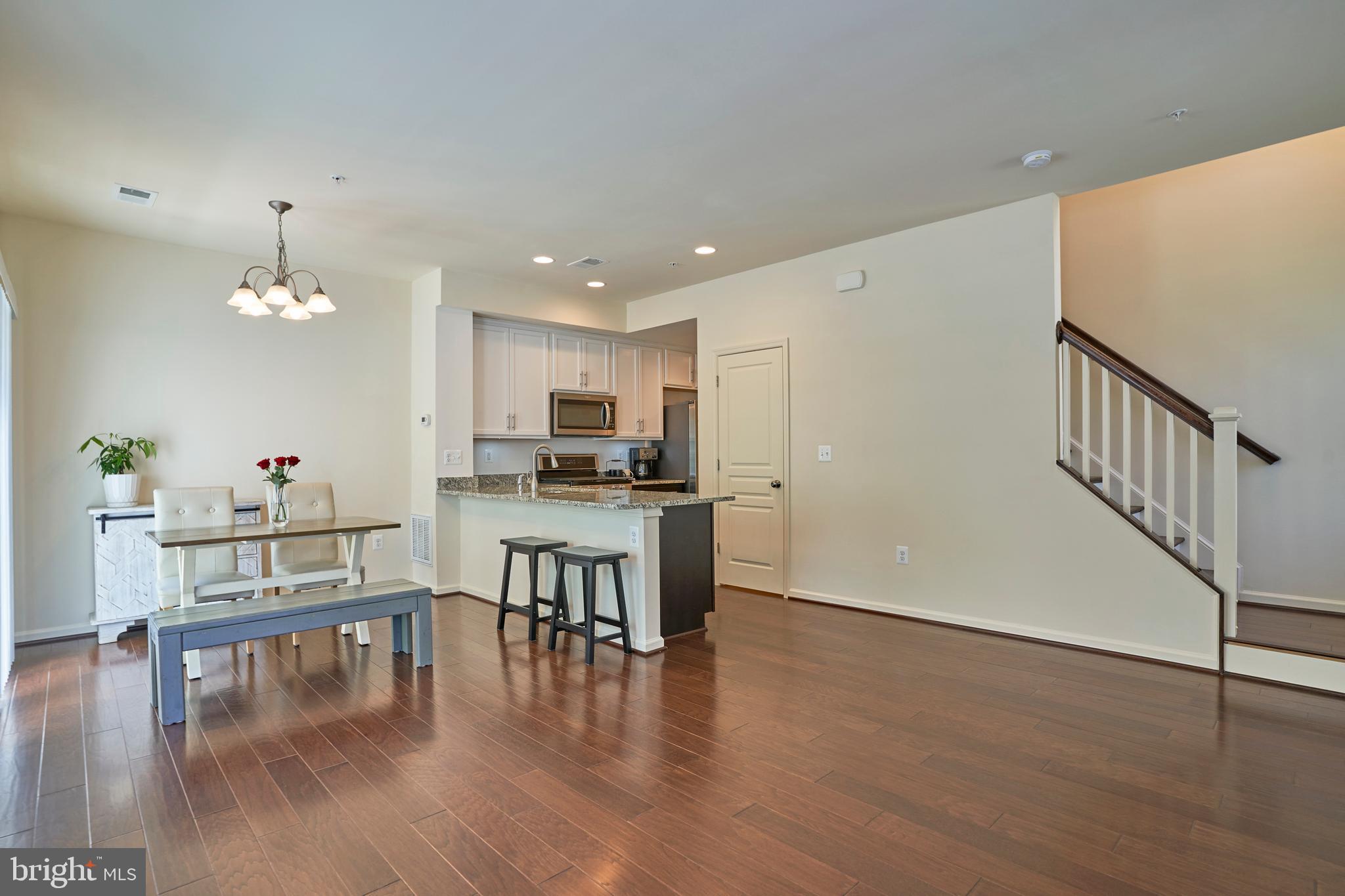 POTOMAC CREST - Residential