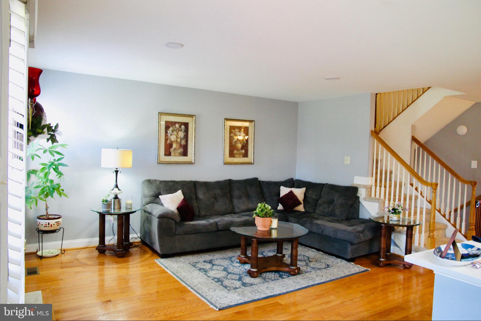 WELLINGTON VILLAGE - Residential