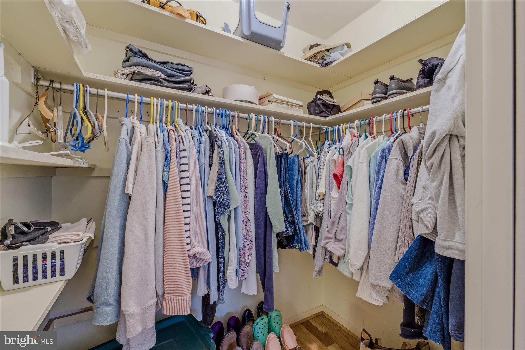 SHIRLEY FARMS - Residential