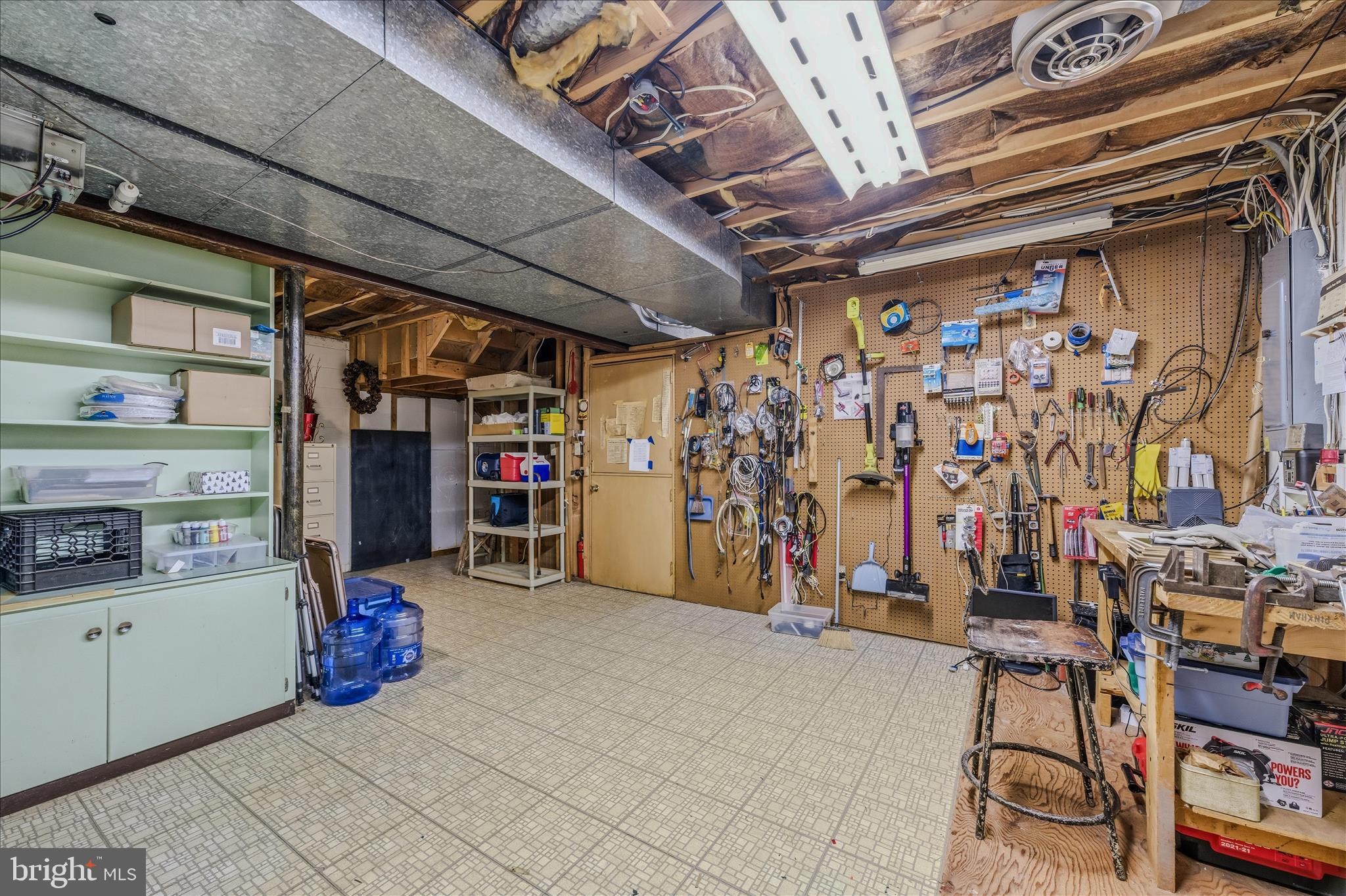 SHIRLEY FARMS - Residential