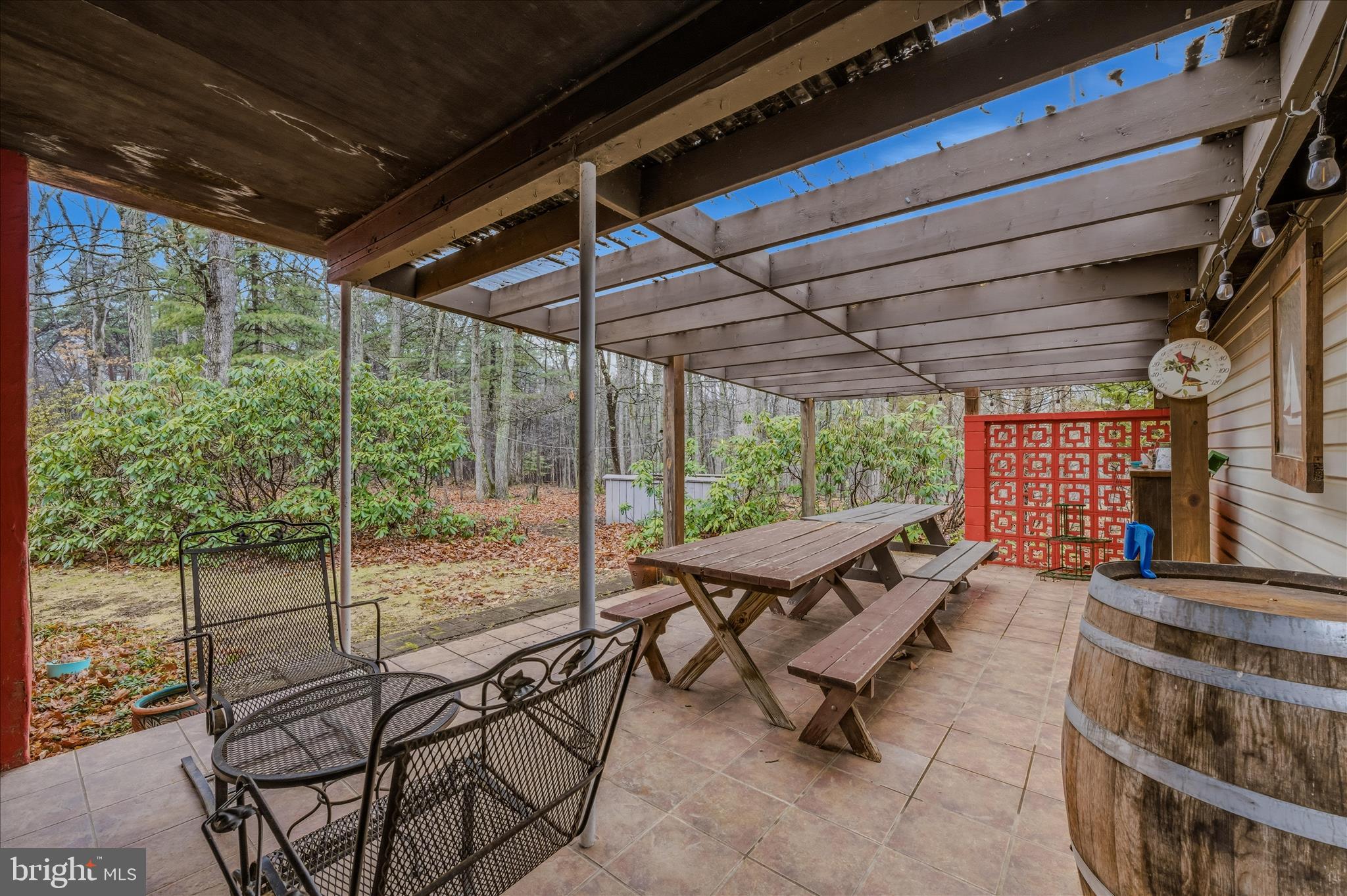 SHIRLEY FARMS - Residential