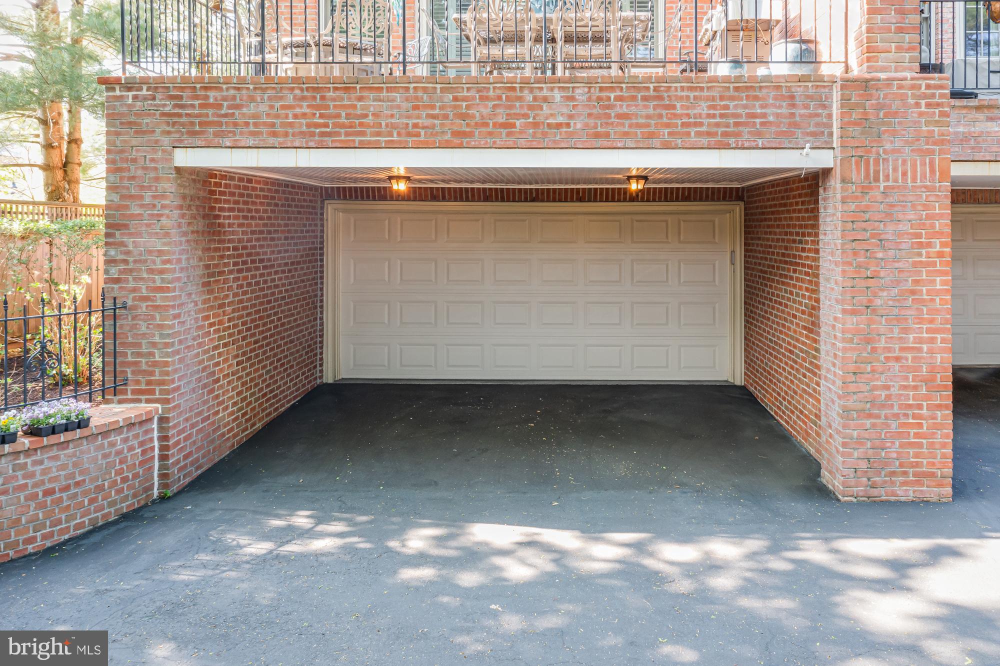 PHILLIPS COURT - Residential