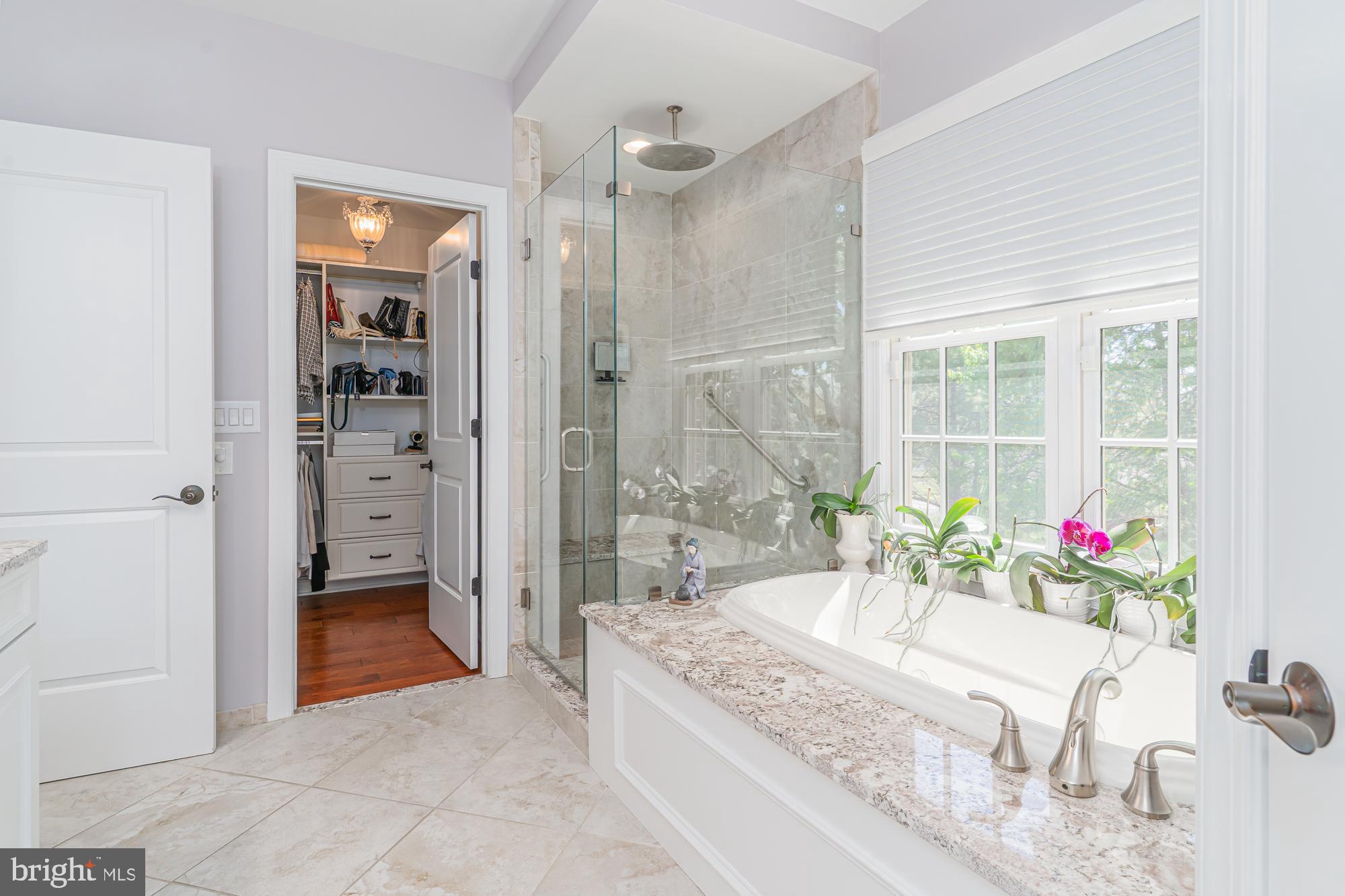 PHILLIPS COURT - Residential