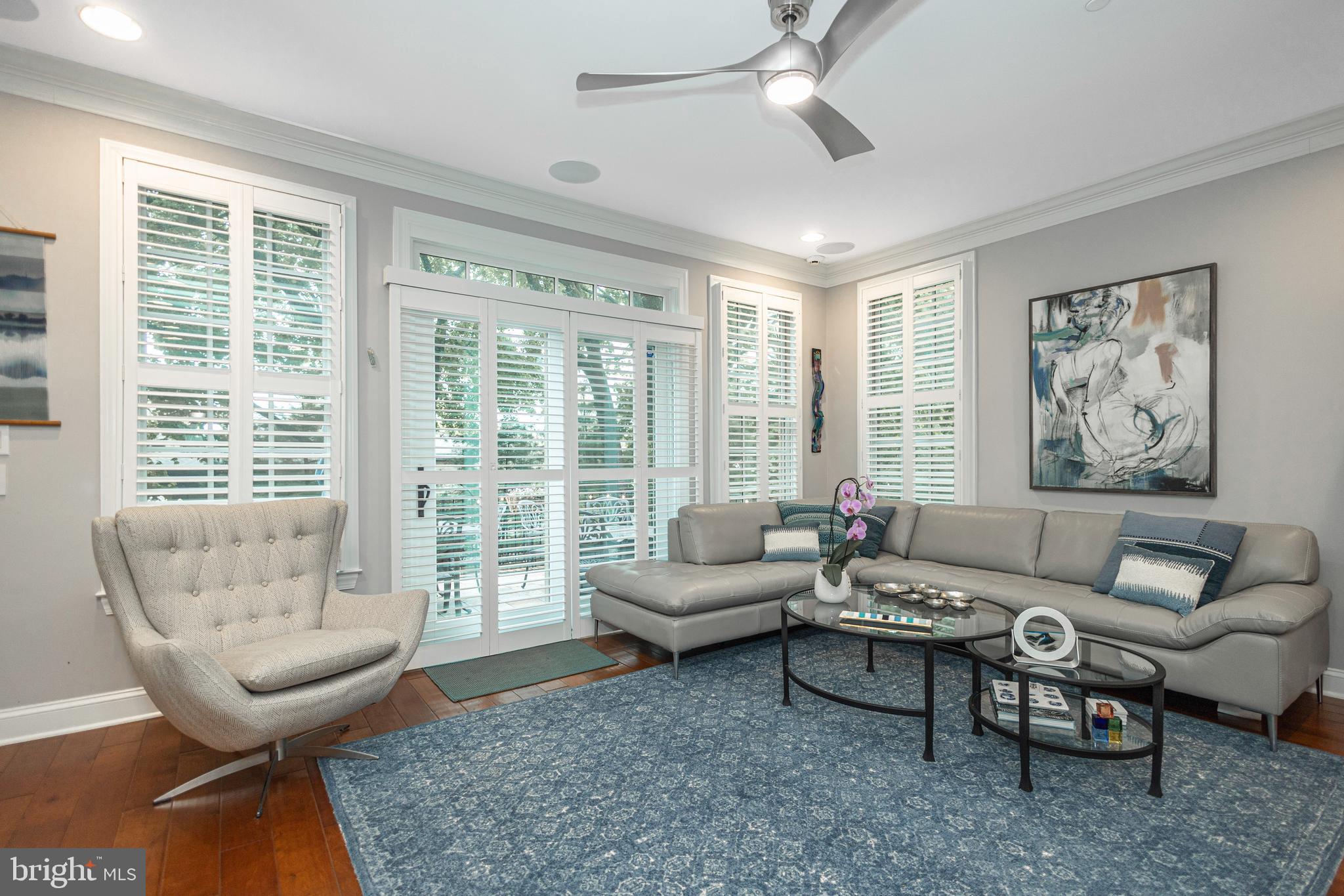 PHILLIPS COURT - Residential