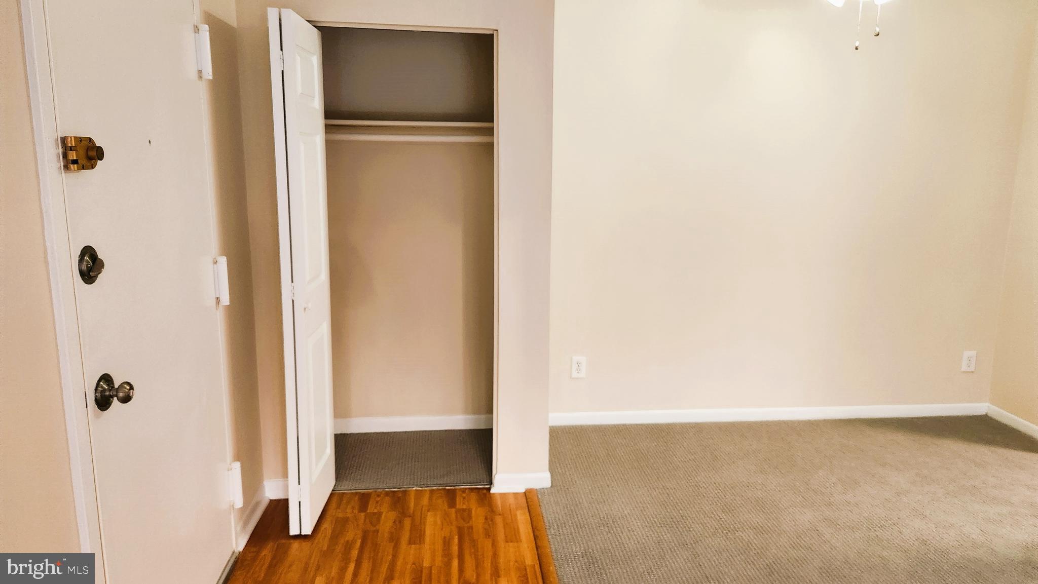 TREETOP CONDO - Residential