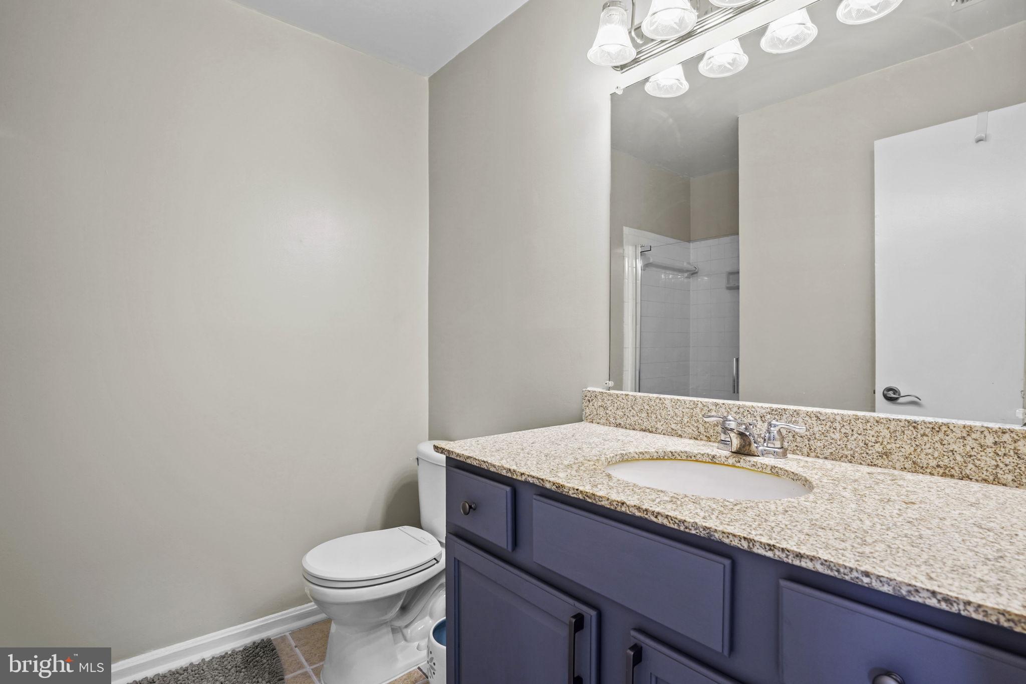 FOUR WINDS AT OAKTON - Residential Lease