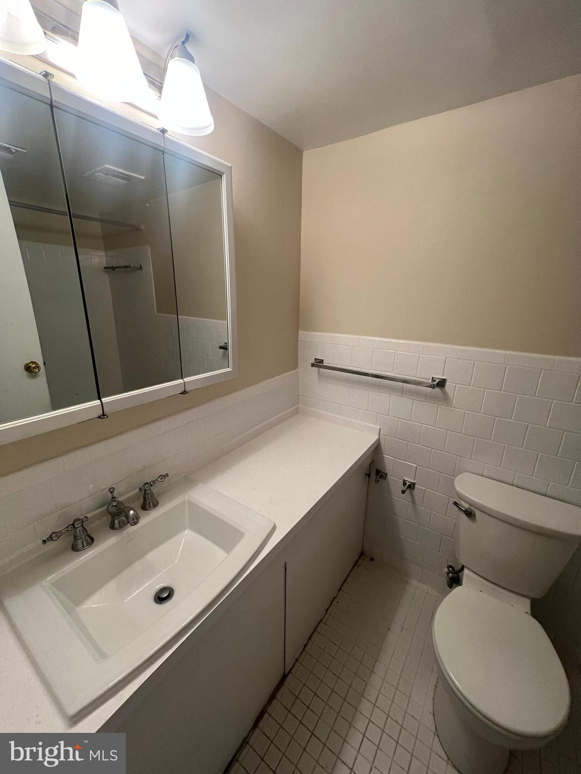 FAIRWAYS - Residential Lease