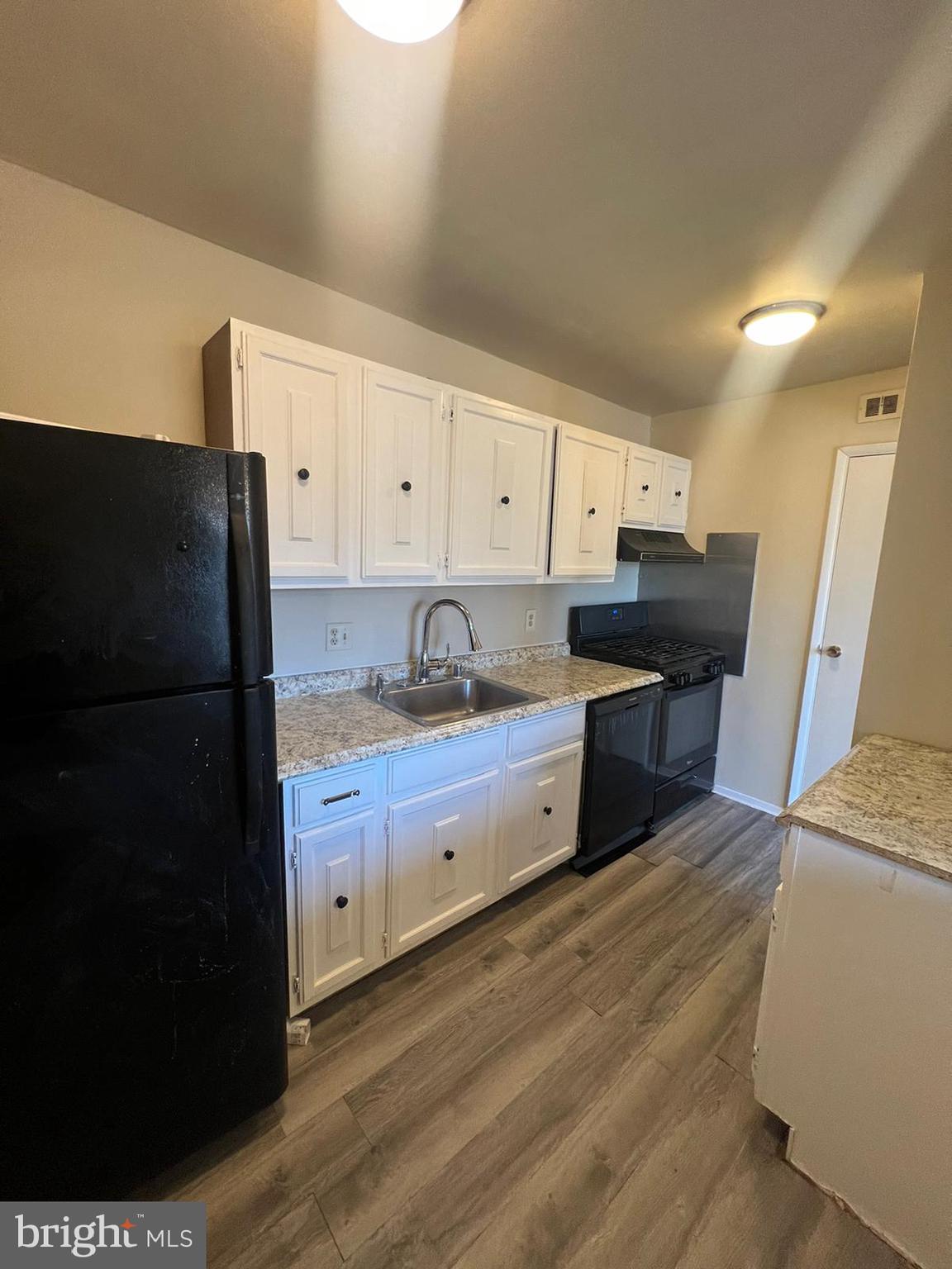 FAIRWAYS - Residential Lease