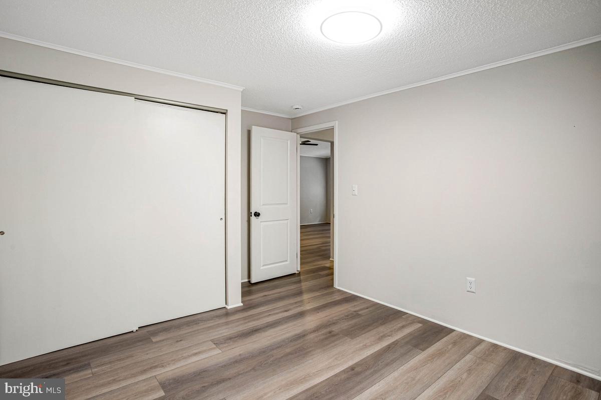 BURNING OAKS - Residential