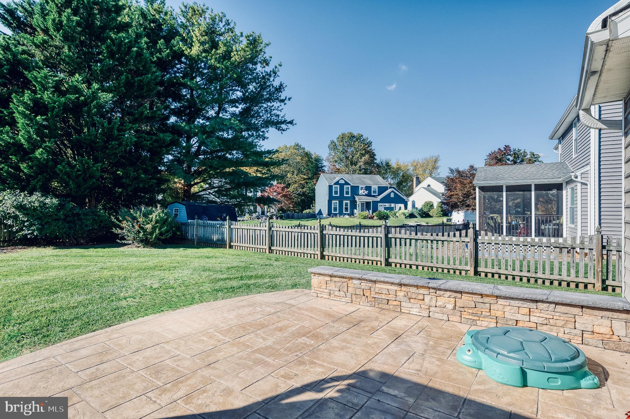 BRENTWOOD PARK - Residential