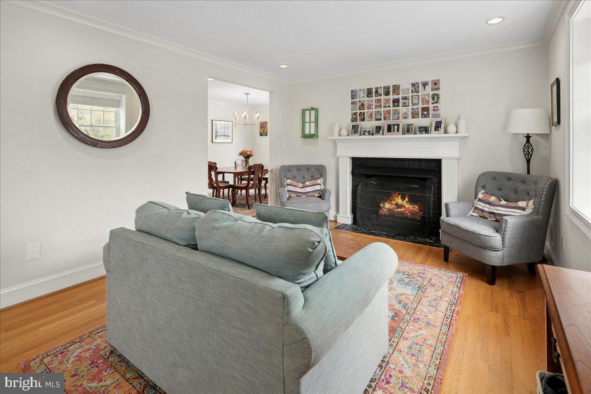 NEW ALEXANDRIA - Residential