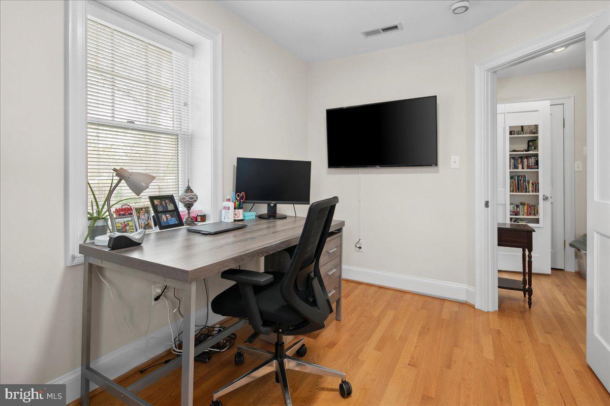 NEW ALEXANDRIA - Residential