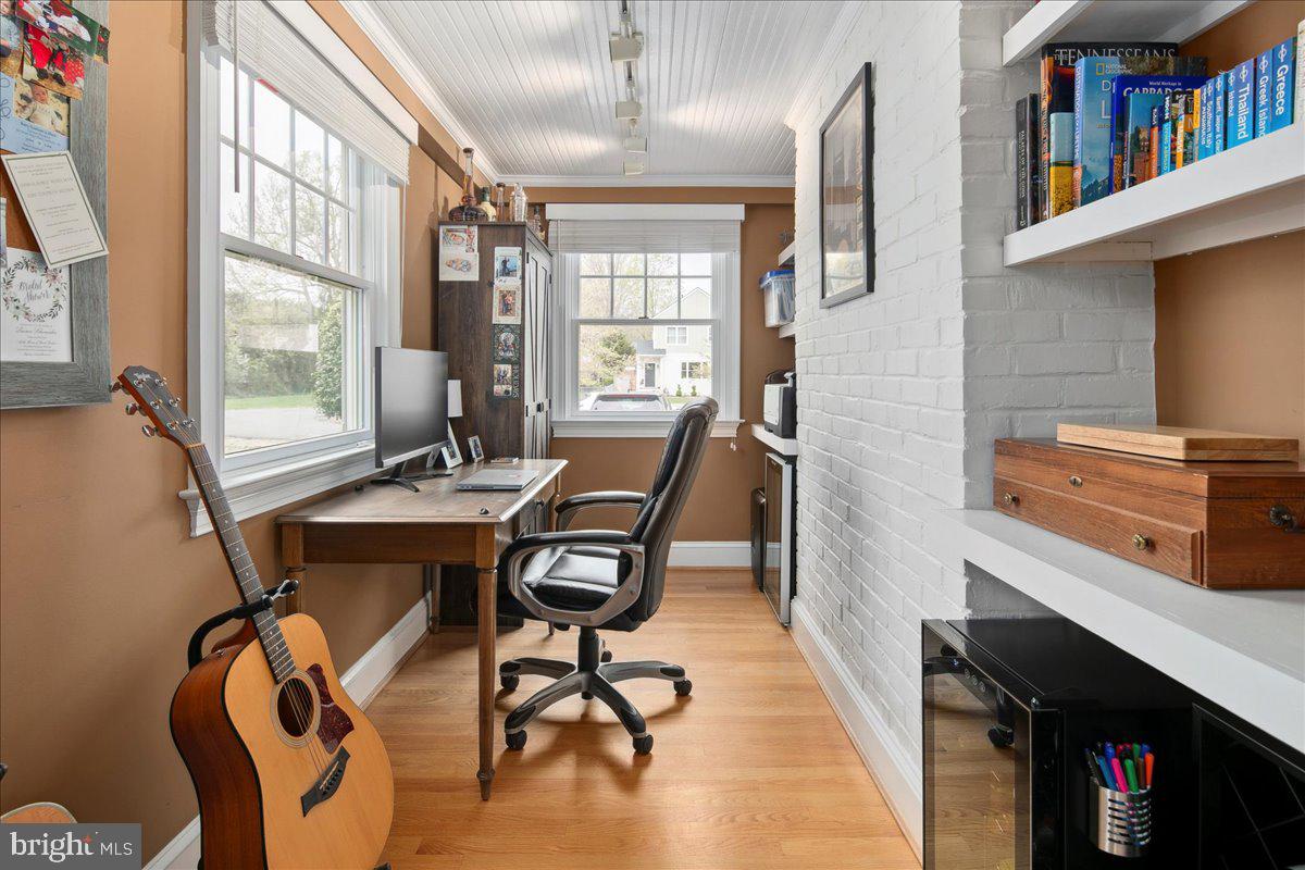 NEW ALEXANDRIA - Residential