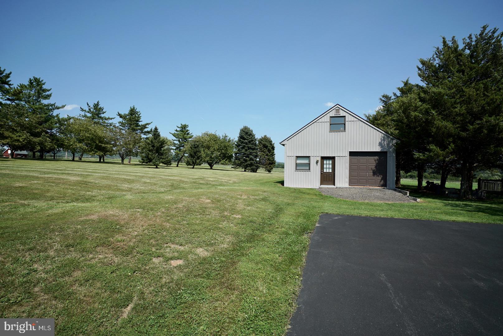 TOWER HILL - Residential