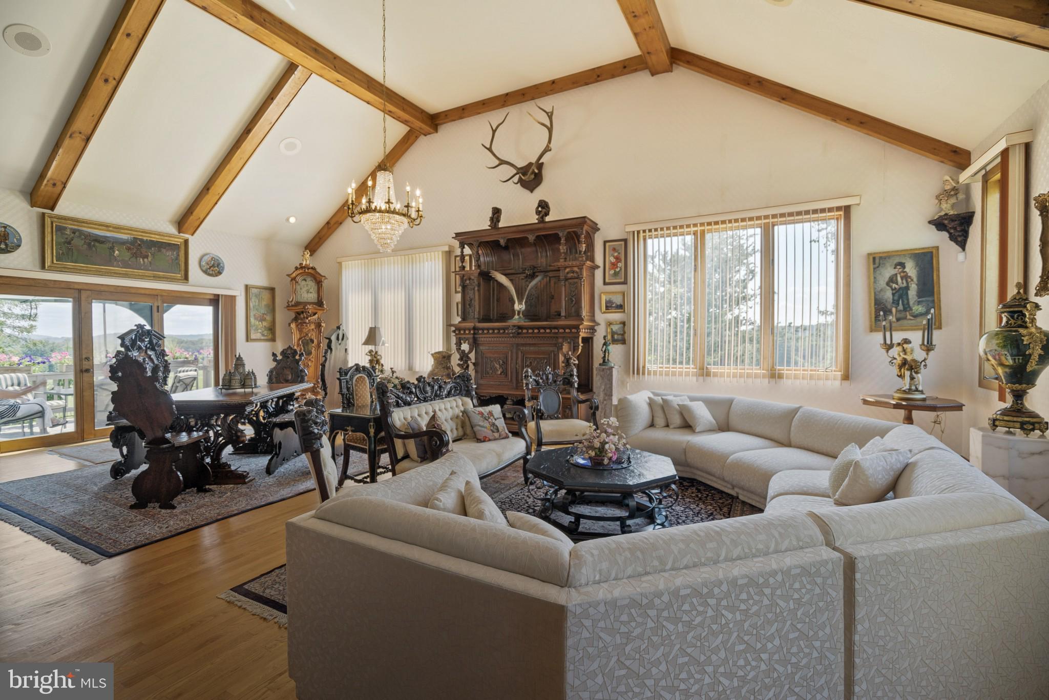 TOWER HILL - Residential