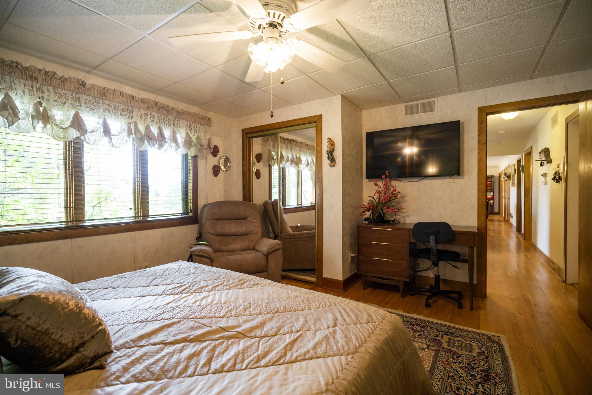 TOWER HILL - Residential