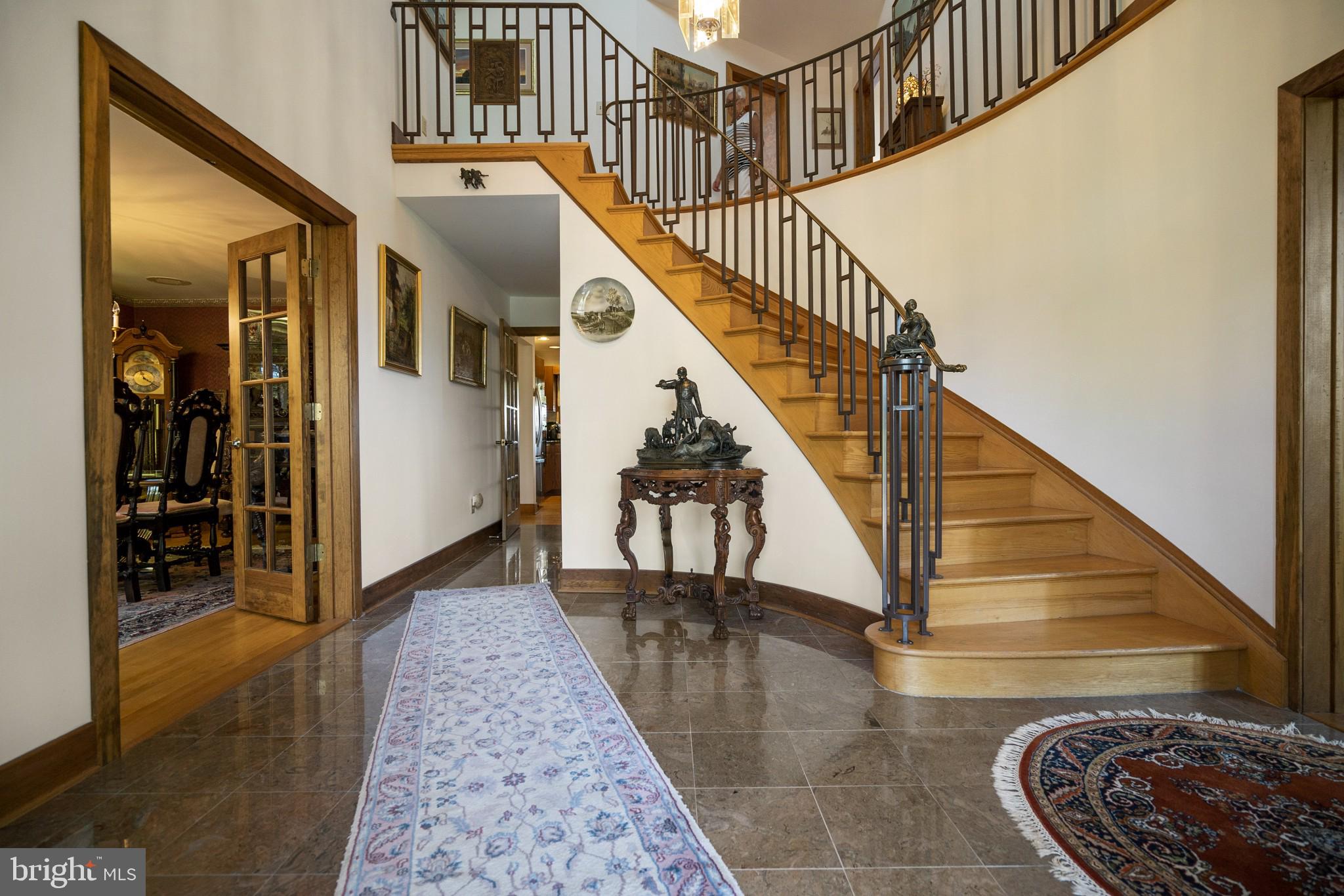 TOWER HILL - Residential