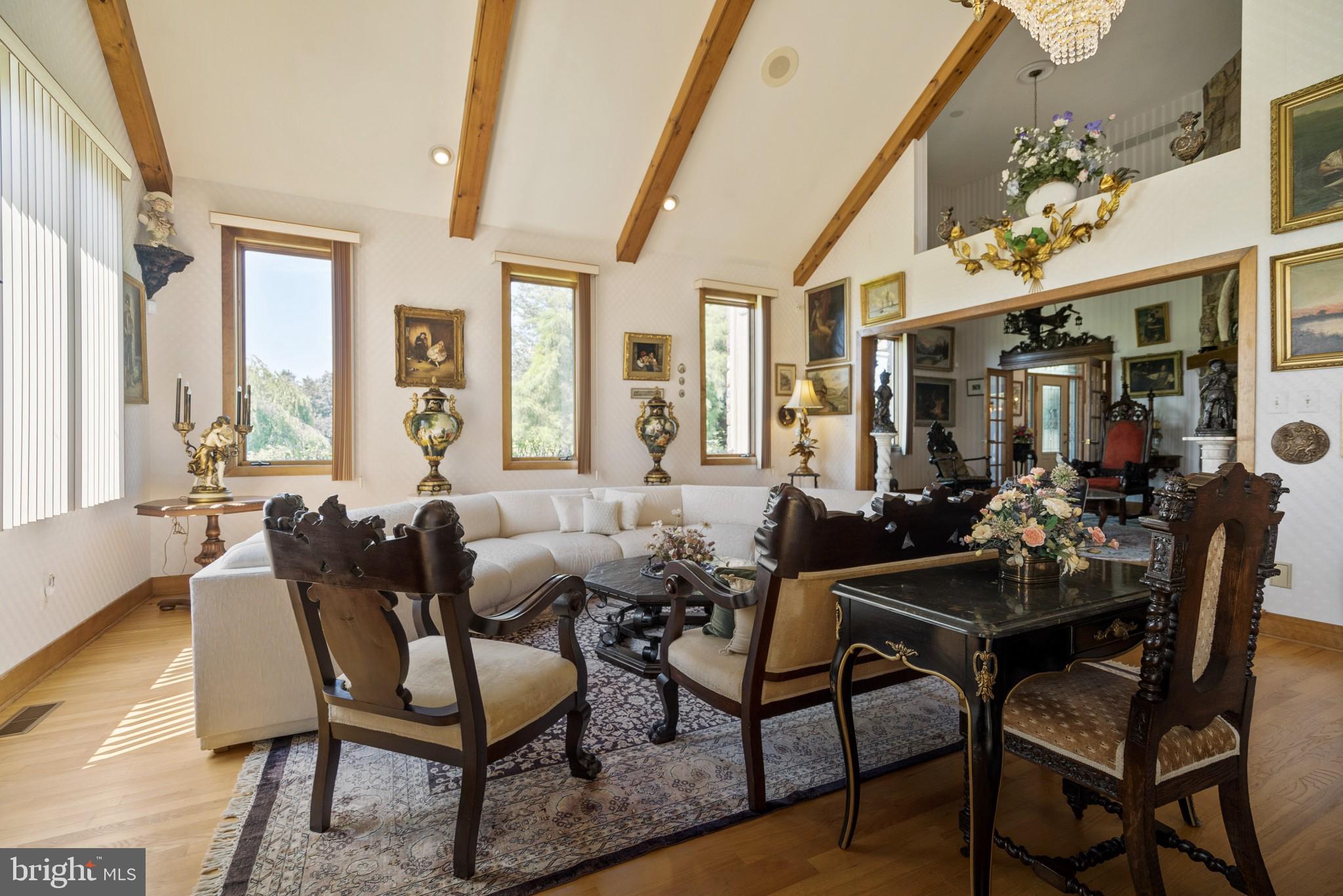 TOWER HILL - Residential