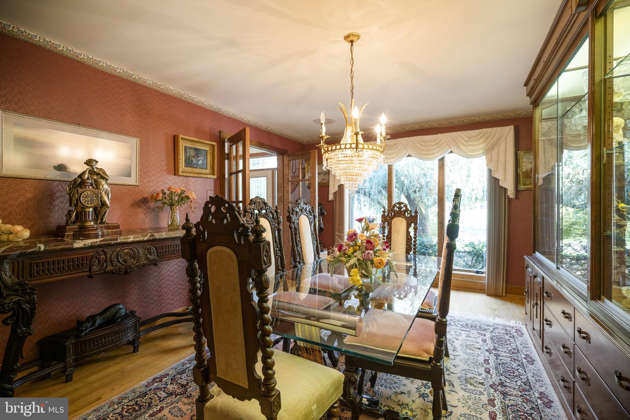 TOWER HILL - Residential