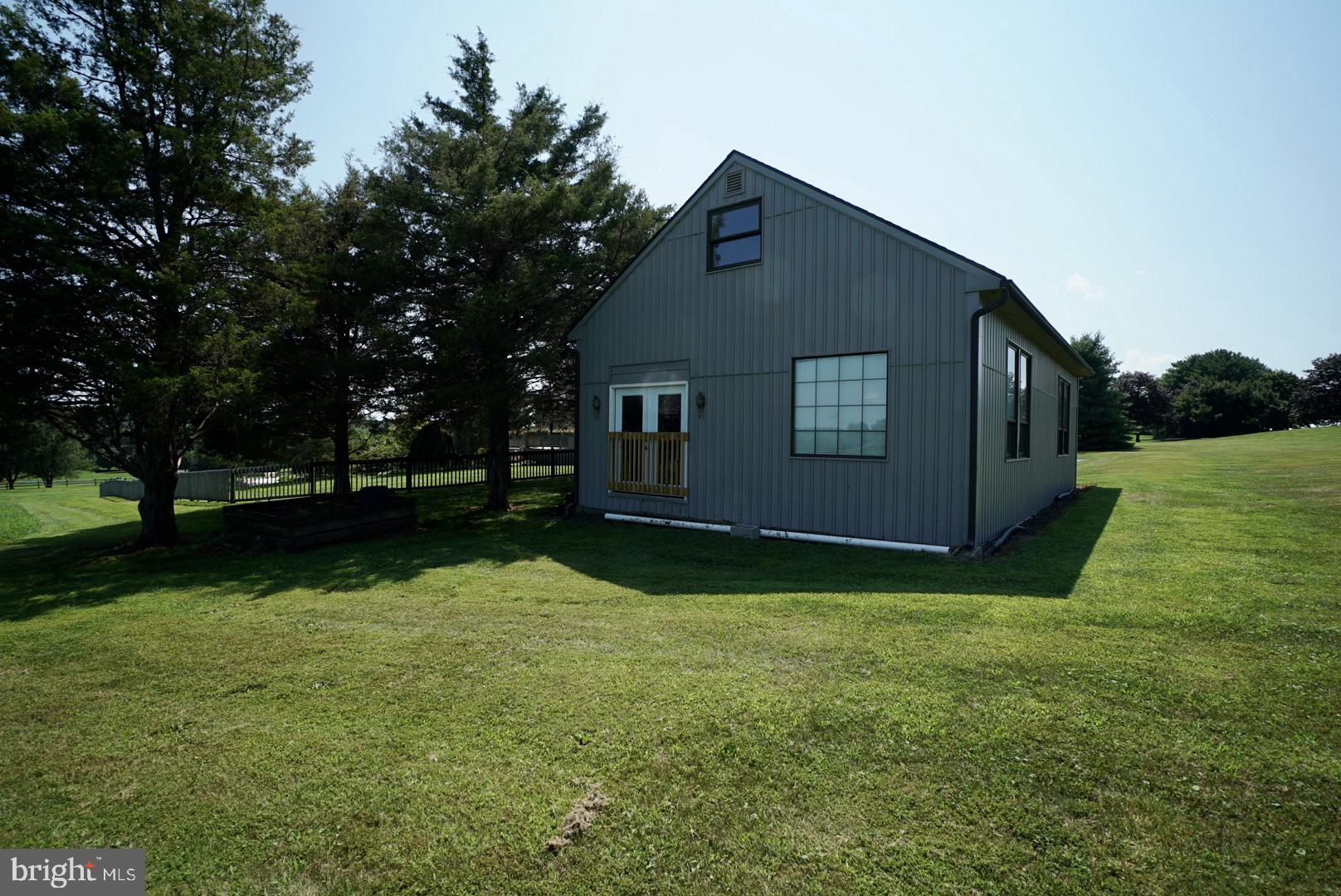 TOWER HILL - Residential