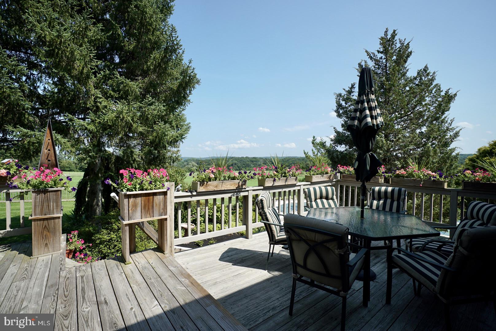 TOWER HILL - Residential