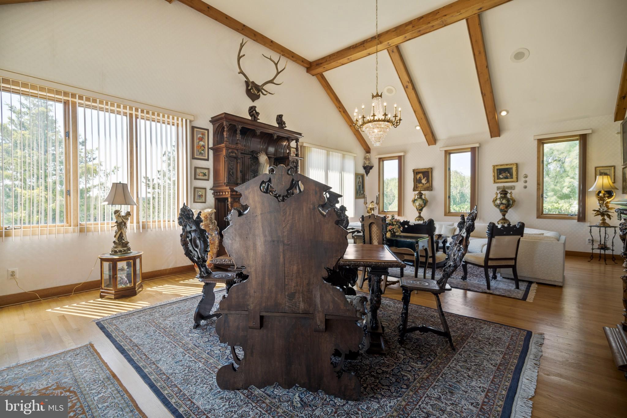 TOWER HILL - Residential