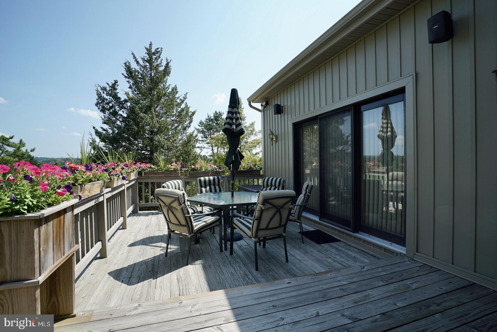 TOWER HILL - Residential