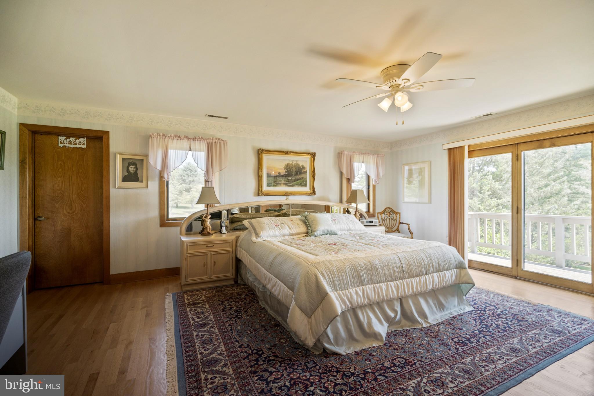 TOWER HILL - Residential