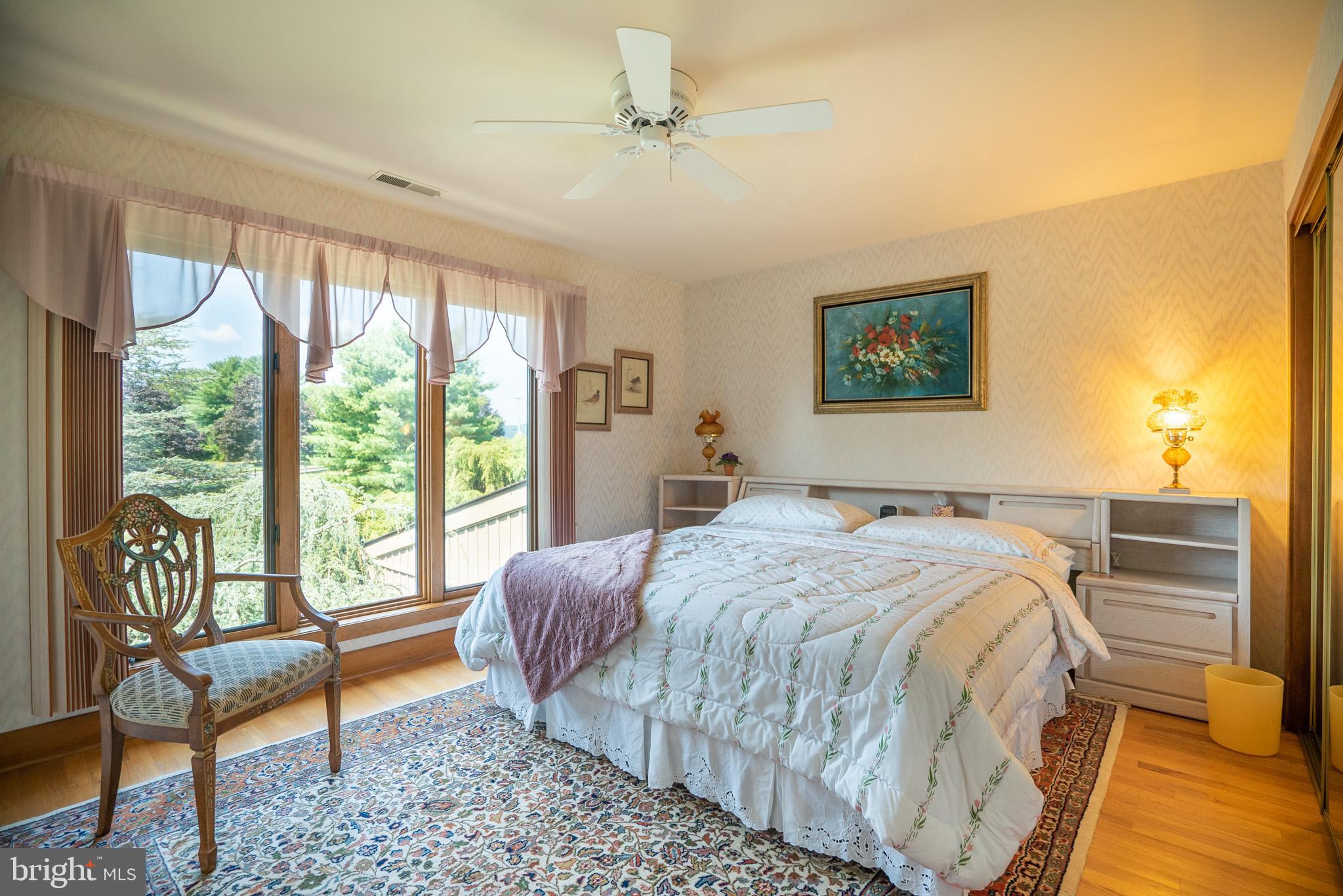 TOWER HILL - Residential