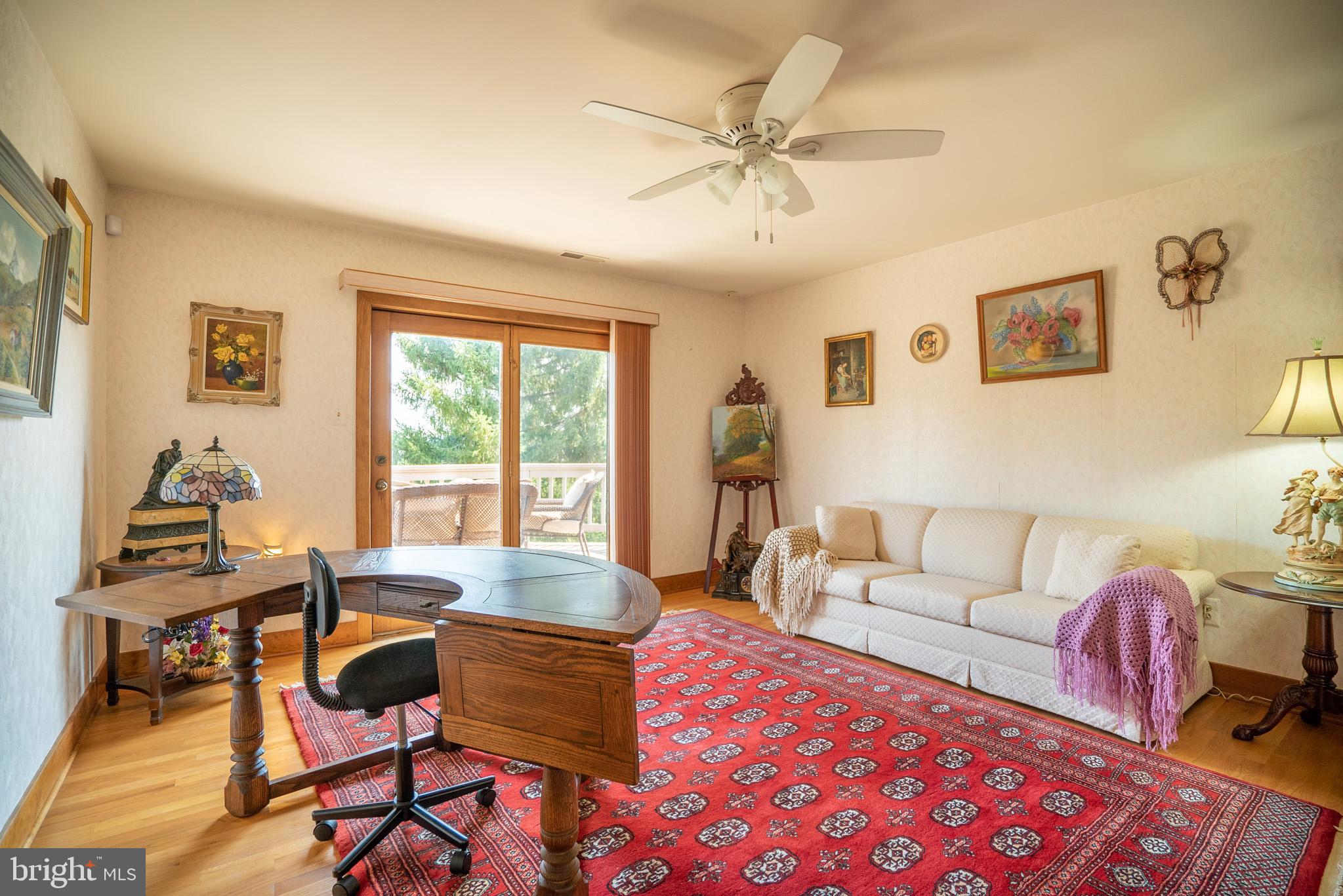 TOWER HILL - Residential