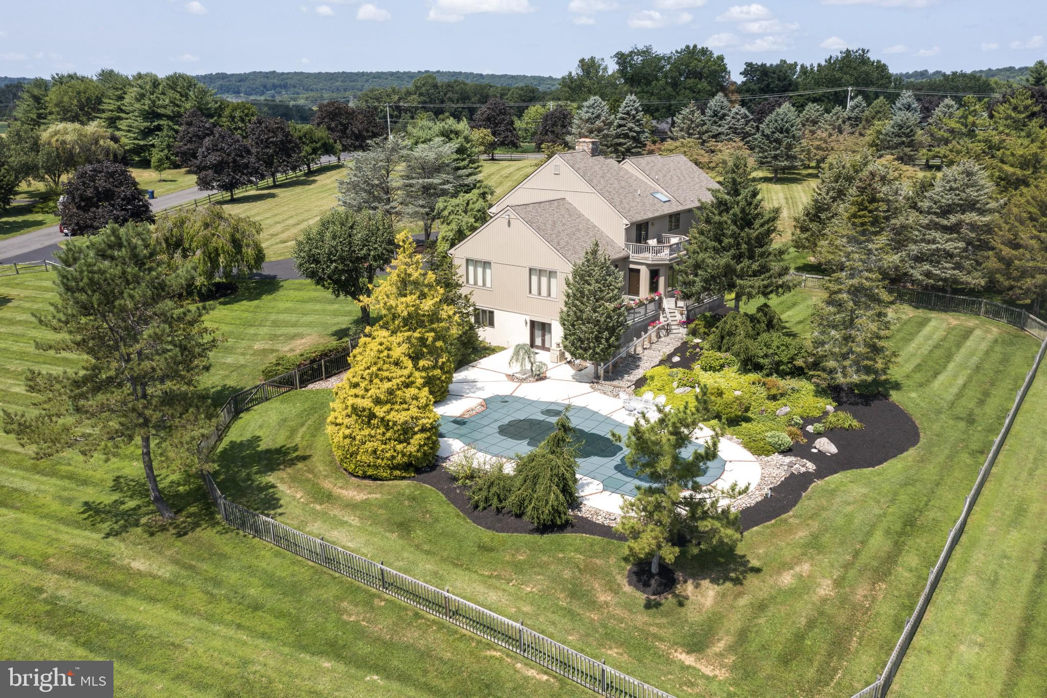 TOWER HILL - Residential