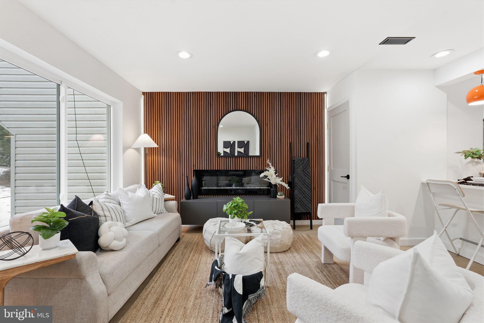 HUNTINGTON - Residential