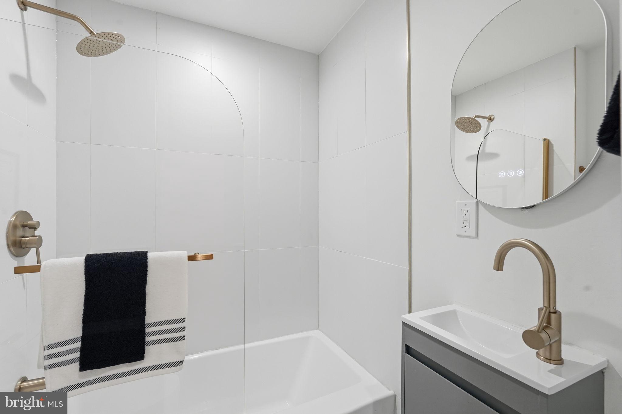 HUNTINGTON - Residential