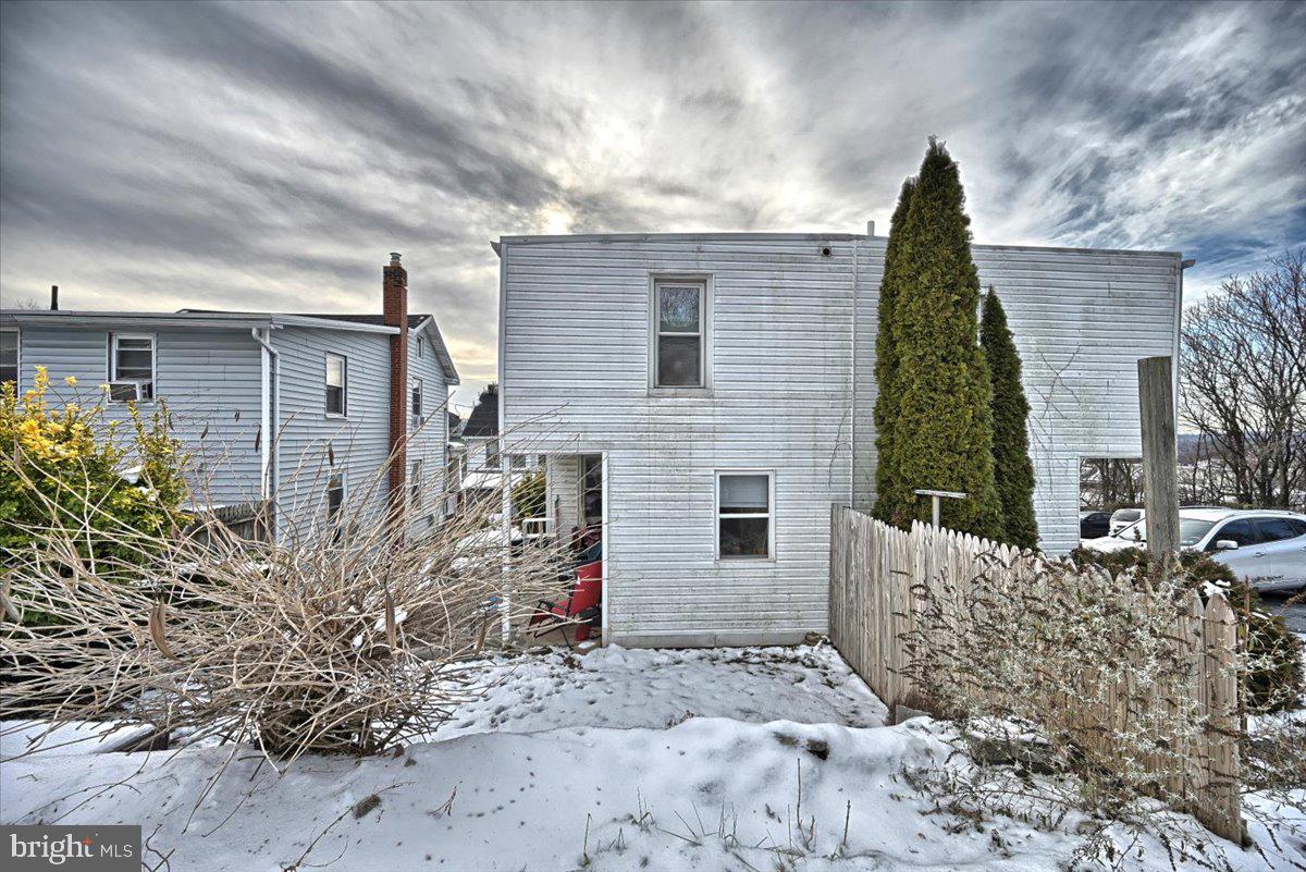 STEELTON BOROUGH - Residential