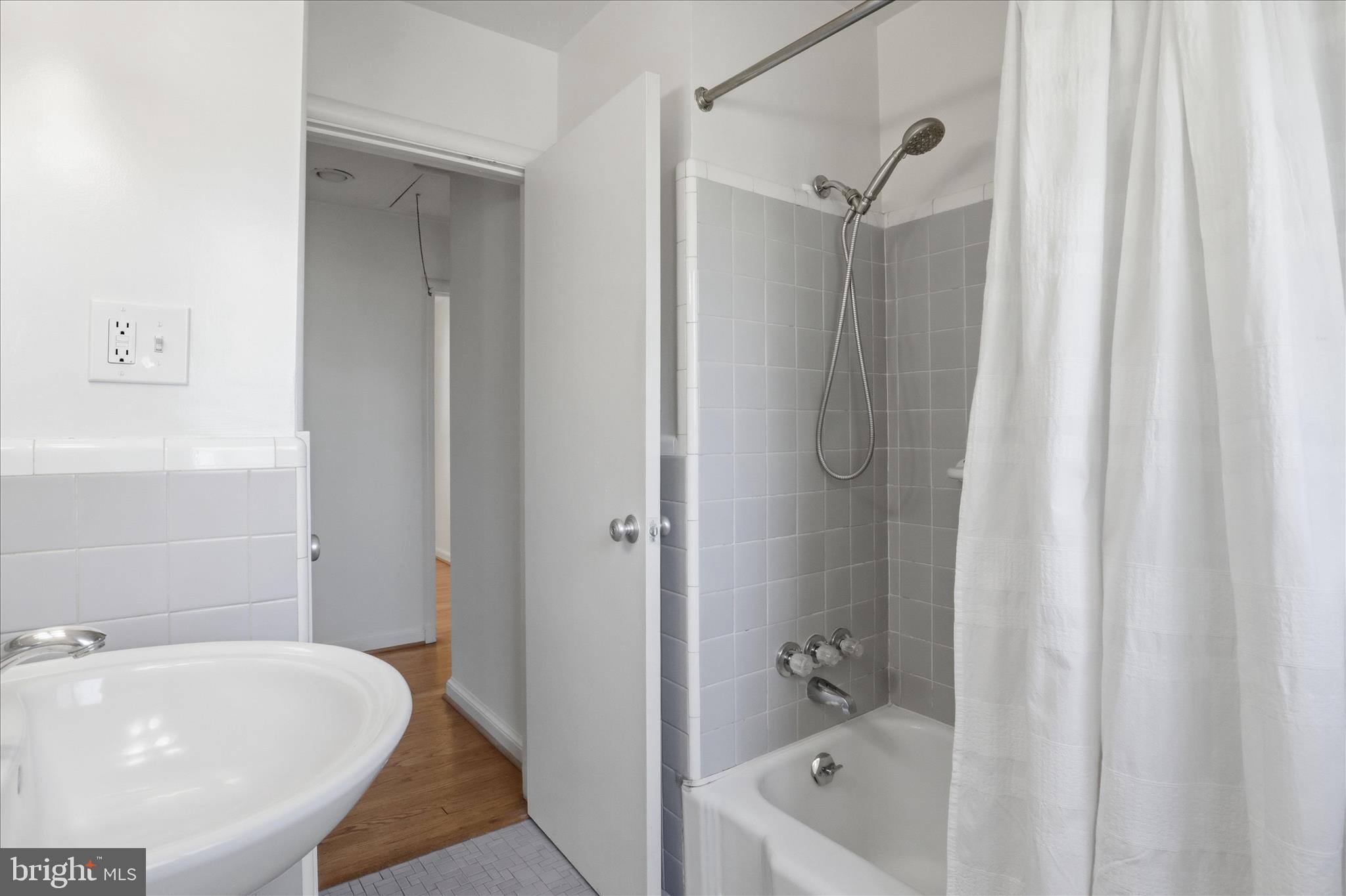 PARKWOOD - Residential