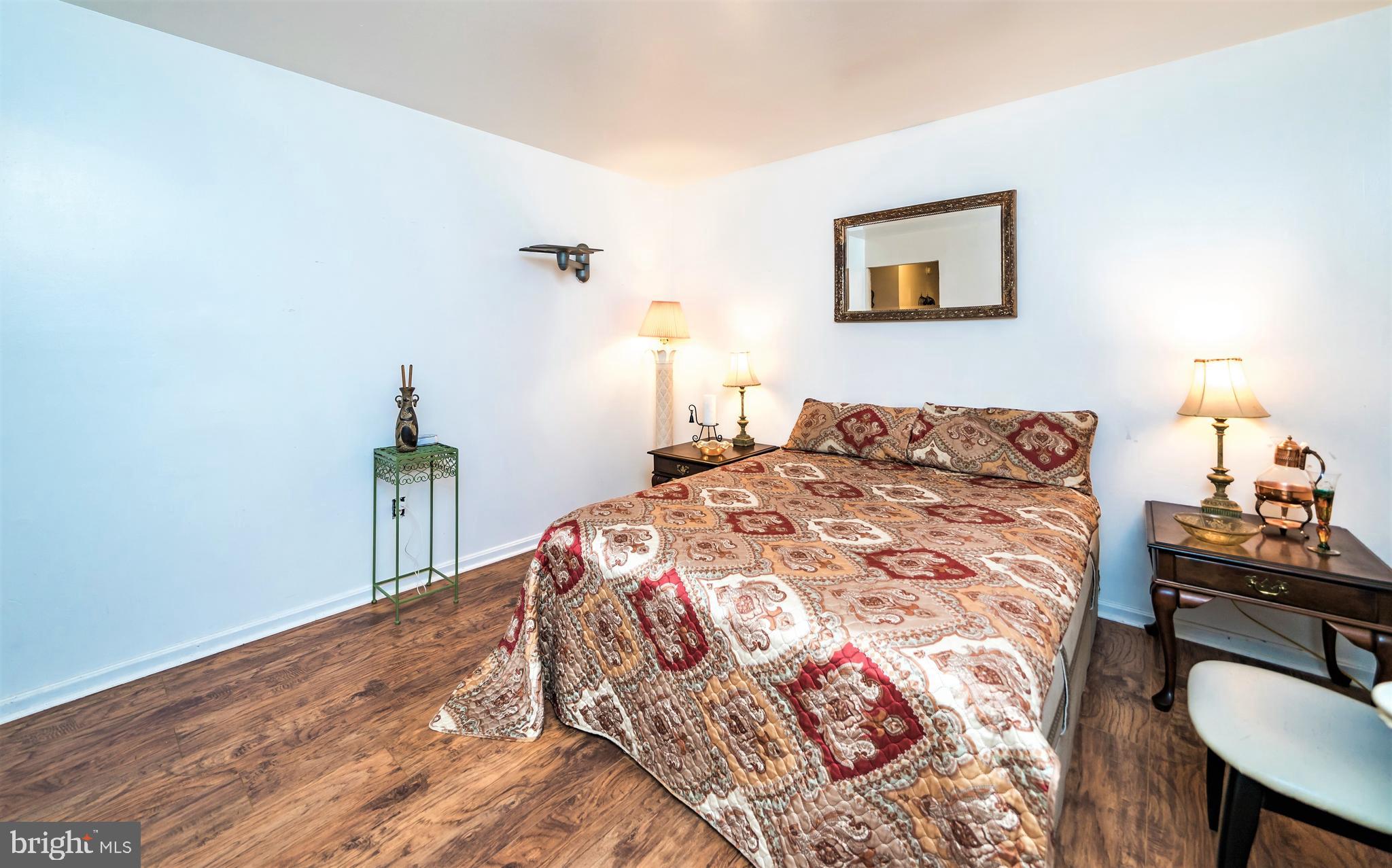 WARREN J WILLETT - Residential