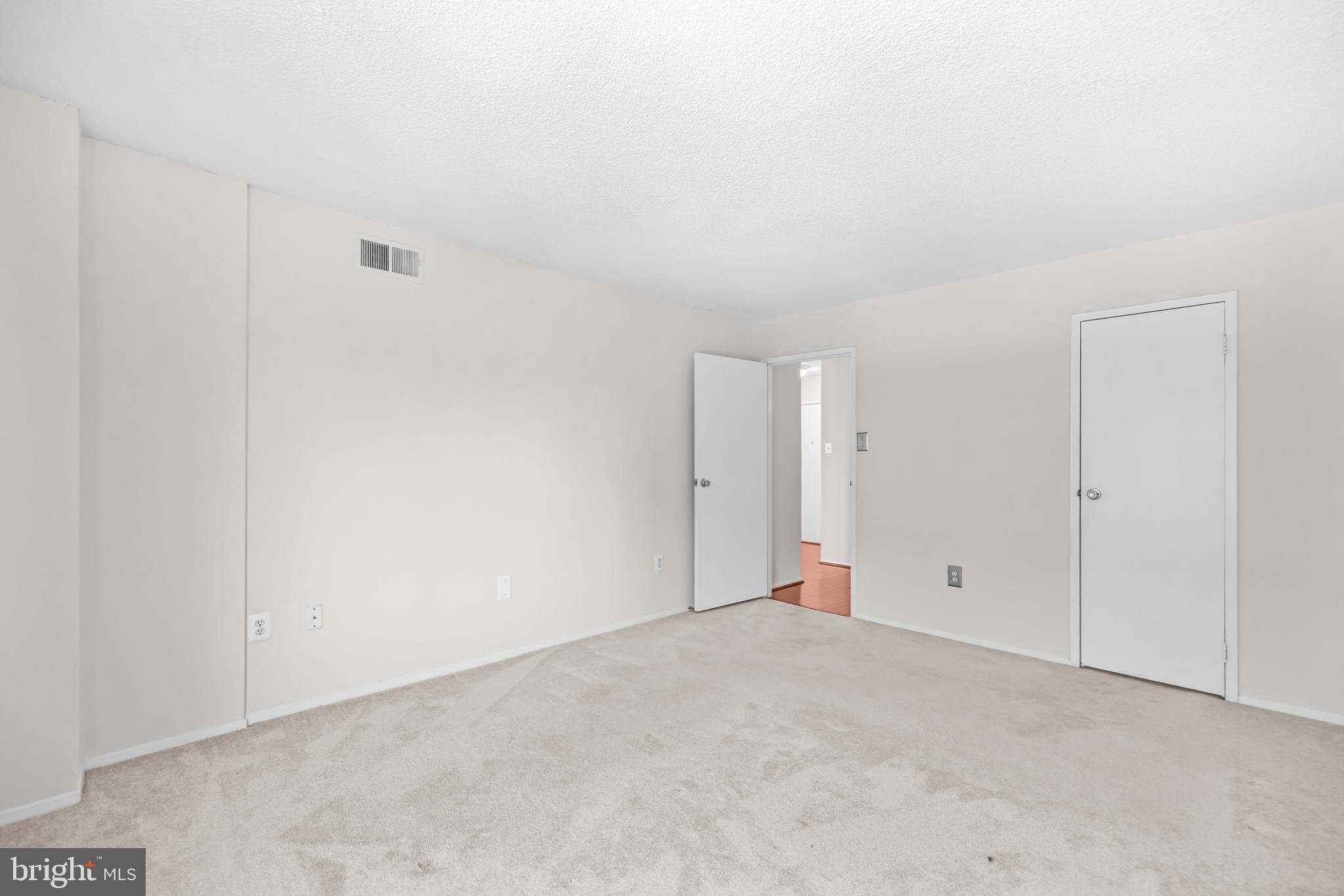 THE BRITTANY - Residential