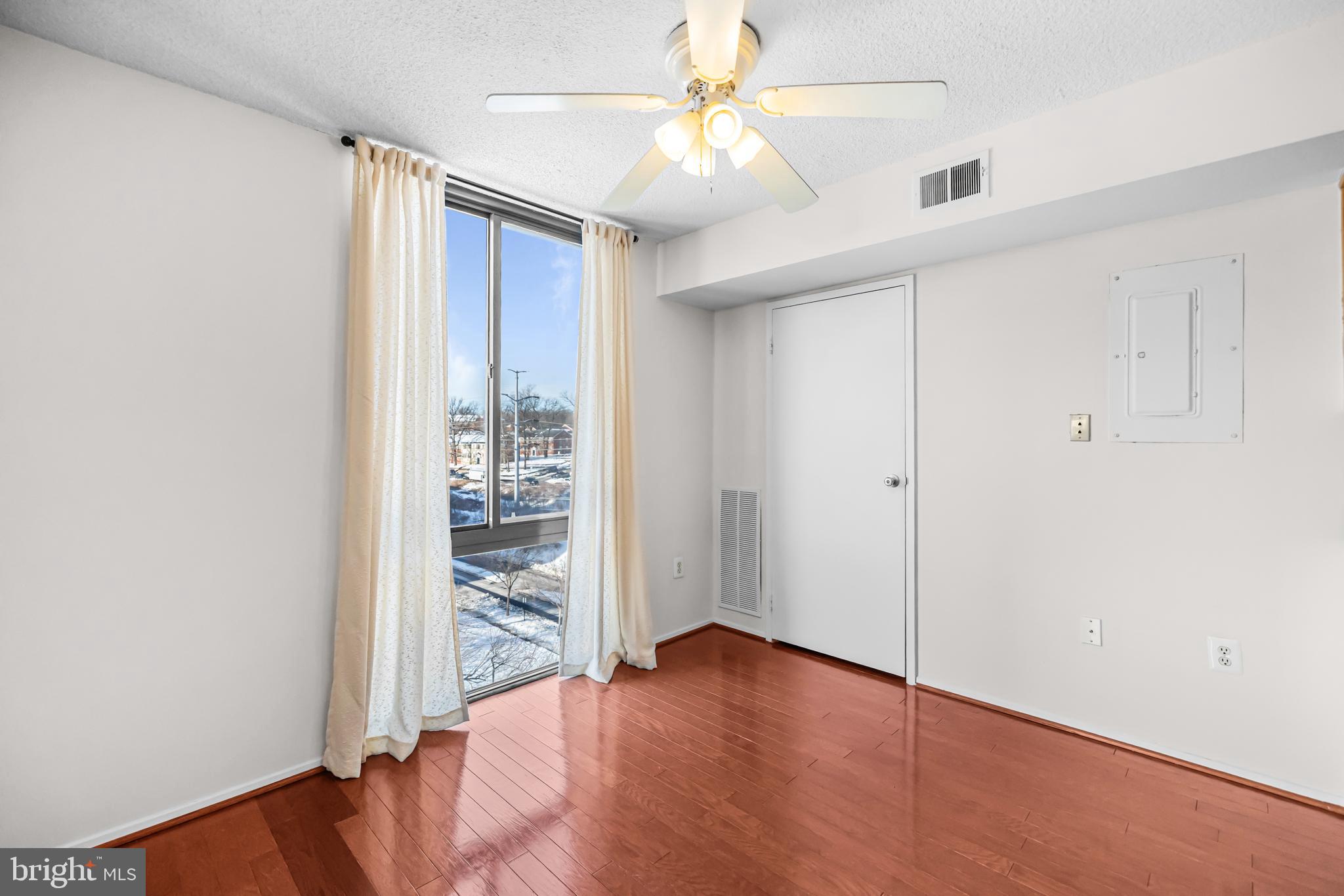 THE BRITTANY - Residential