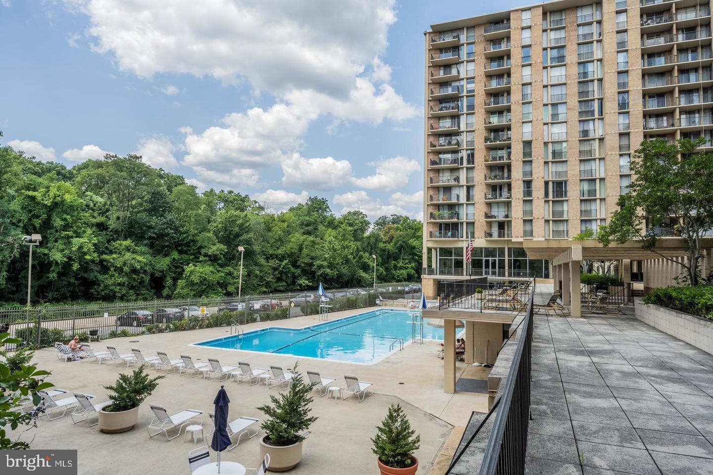 THE BRITTANY - Residential