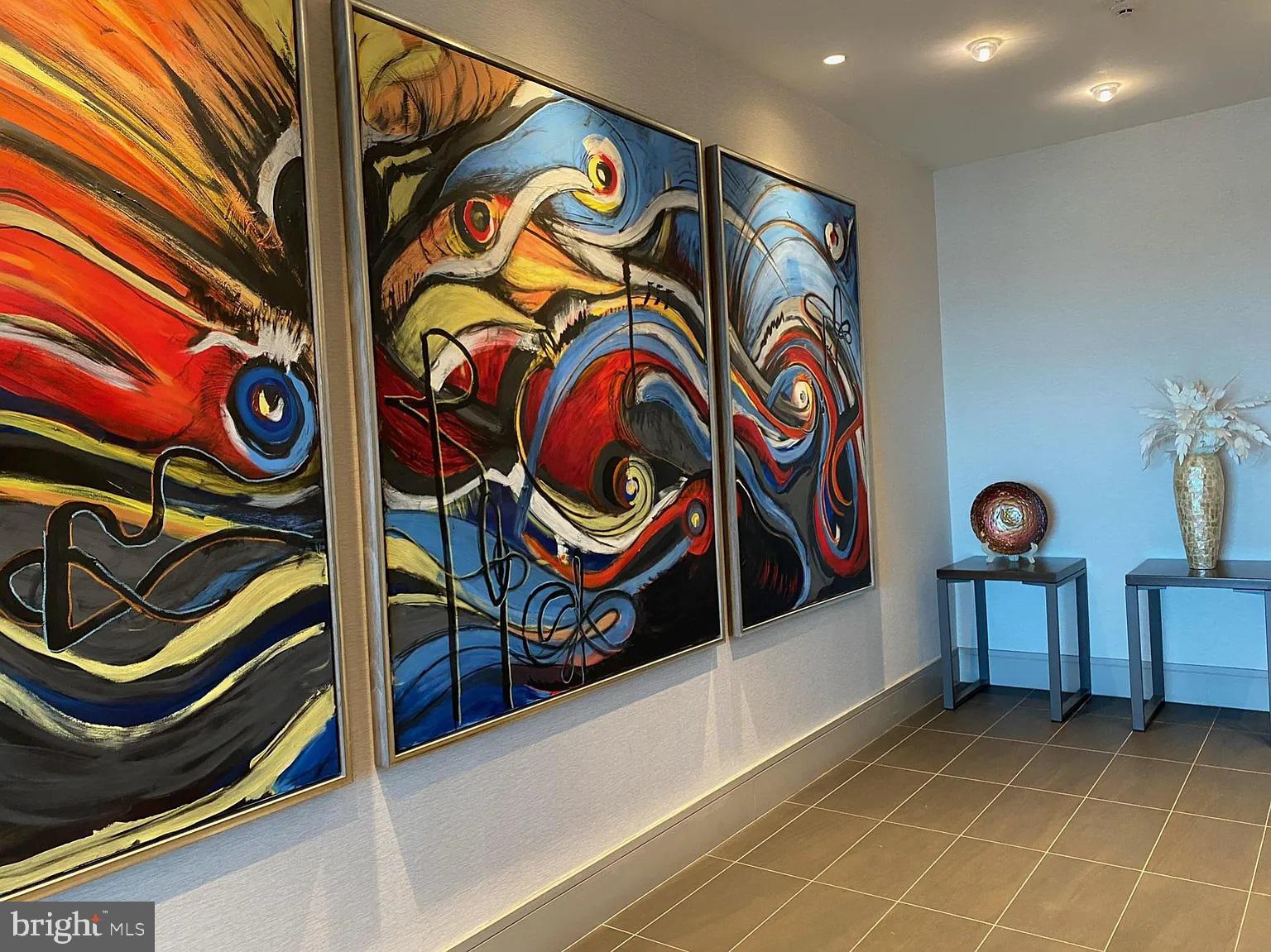 PIKE AND ROSE - Residential