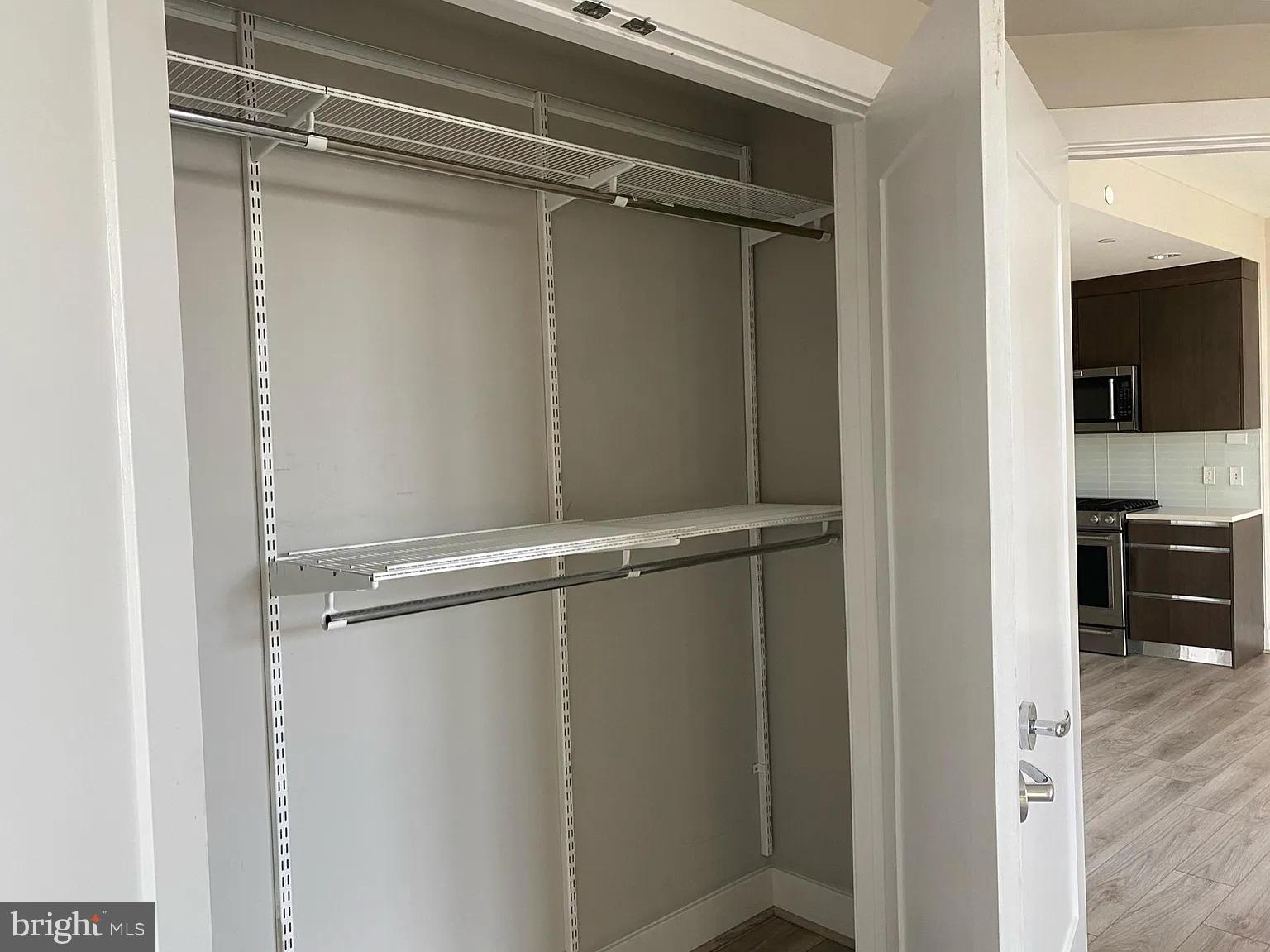 PIKE AND ROSE - Residential