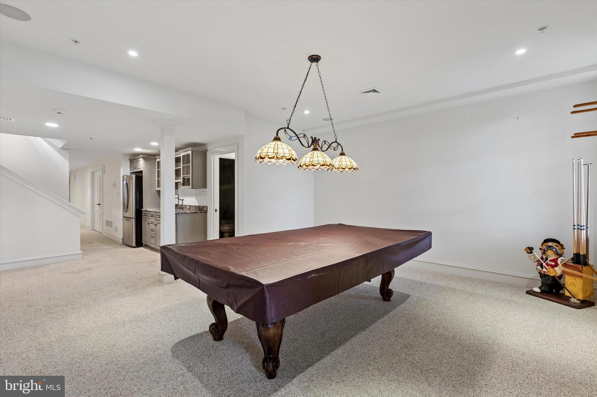 EVANS MEADOW - Residential