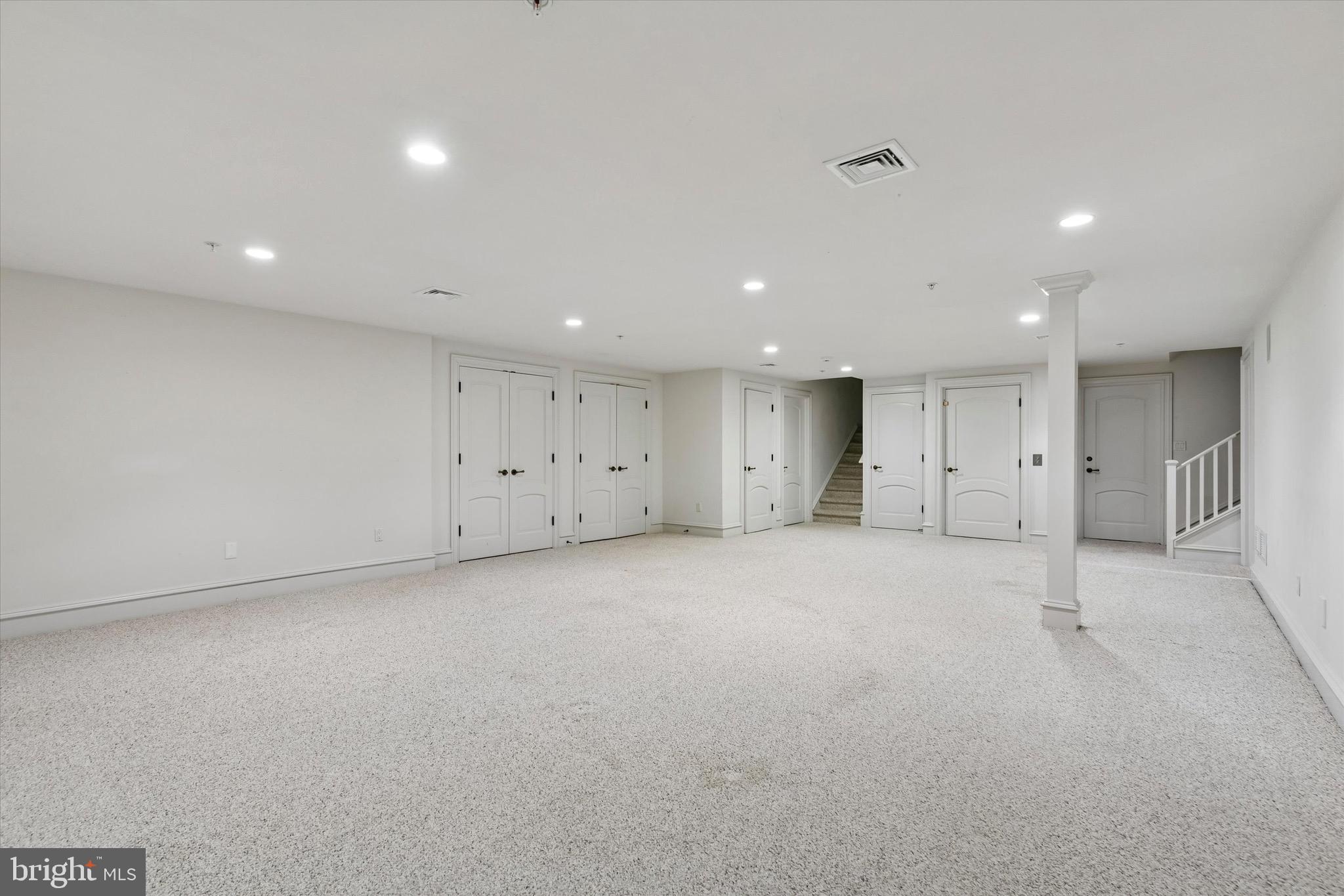 EVANS MEADOW - Residential