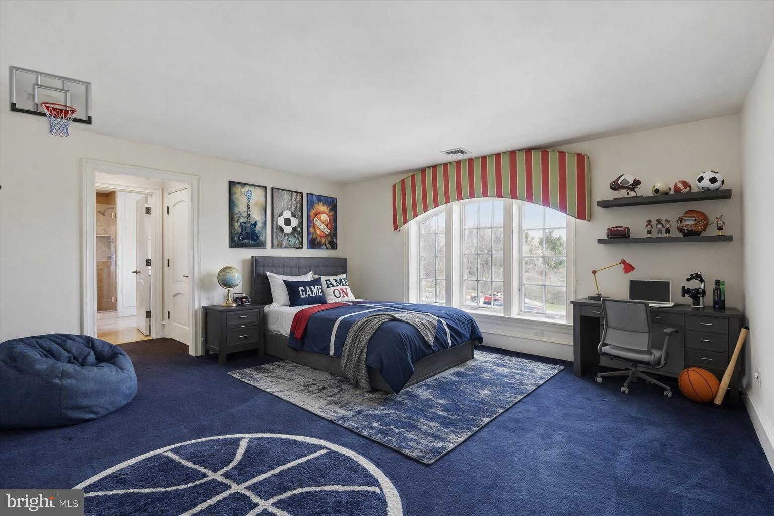 EVANS MEADOW - Residential