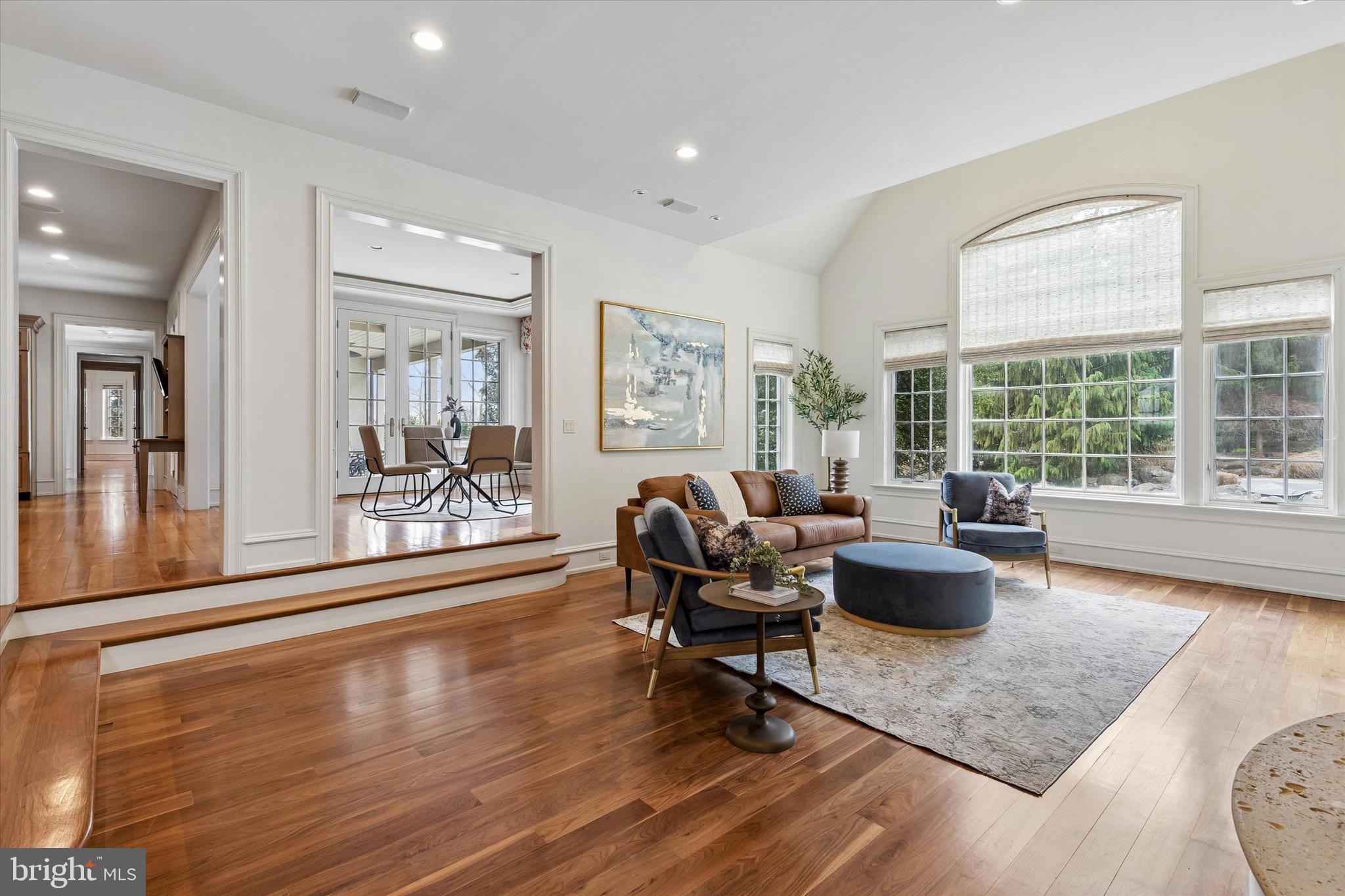 EVANS MEADOW - Residential